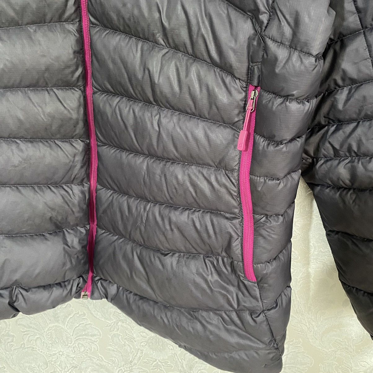 Rab Vintage Rab Women’s Puffer Down Jacket Pertex Microlight XL Size XL / US 12-14 / IT 48-50 - 7 Thumbnail