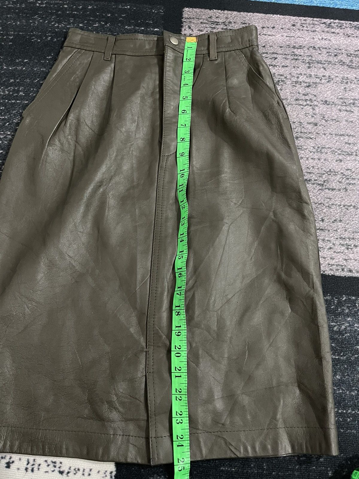 Hai Sporting Gear × Issey Miyake Vintage Issey Miyake Skirt Leather By Hai Sporting Gear Size 26" / US 2 / IT 38 - 15 Thumbnail