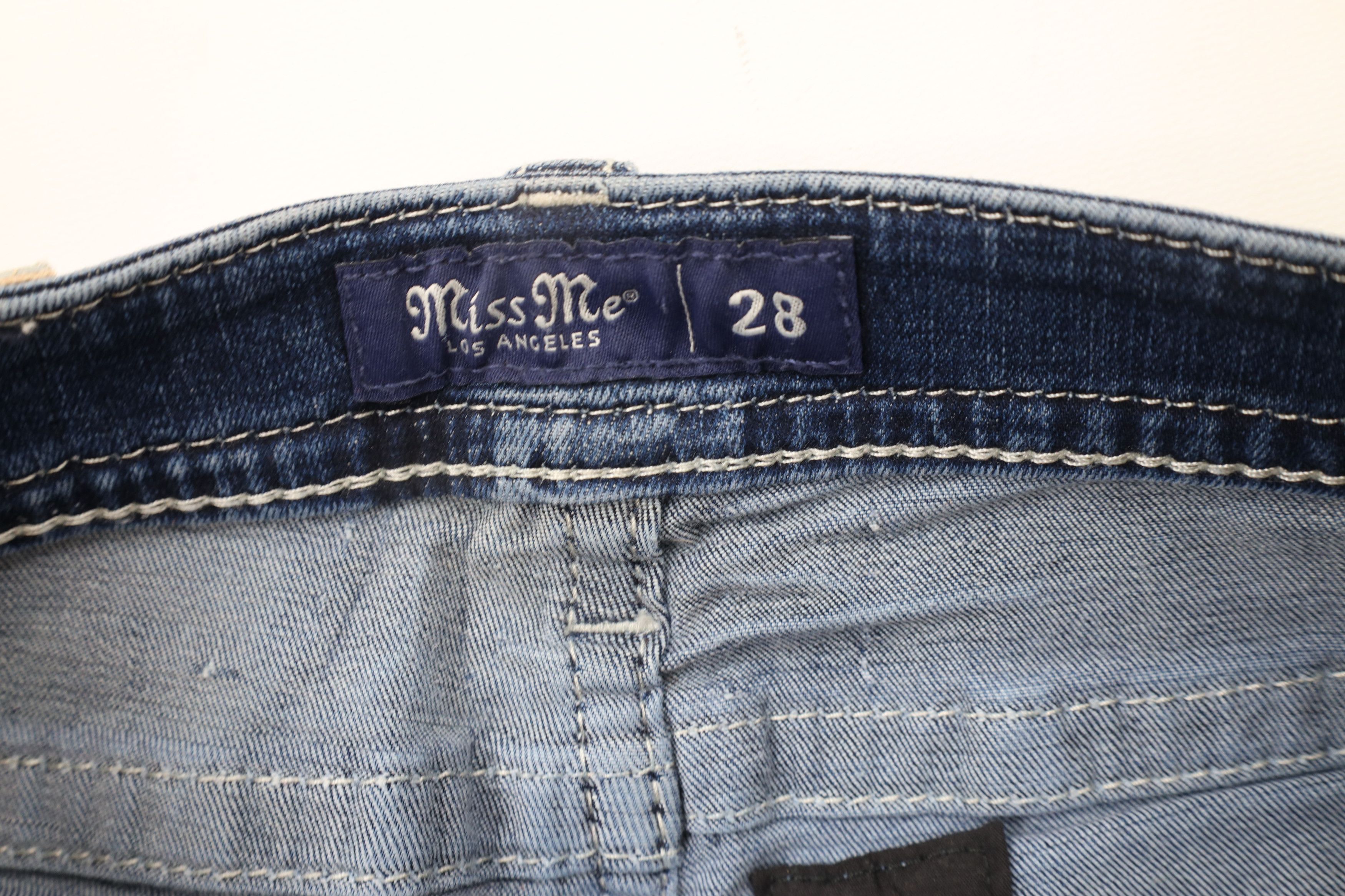 Miss Me × Vintage Miss Me Jeweled Sequin Mid Rise Straight Leg Denim Jeans Size 28" / US 6 / IT 42 - 6 Thumbnail