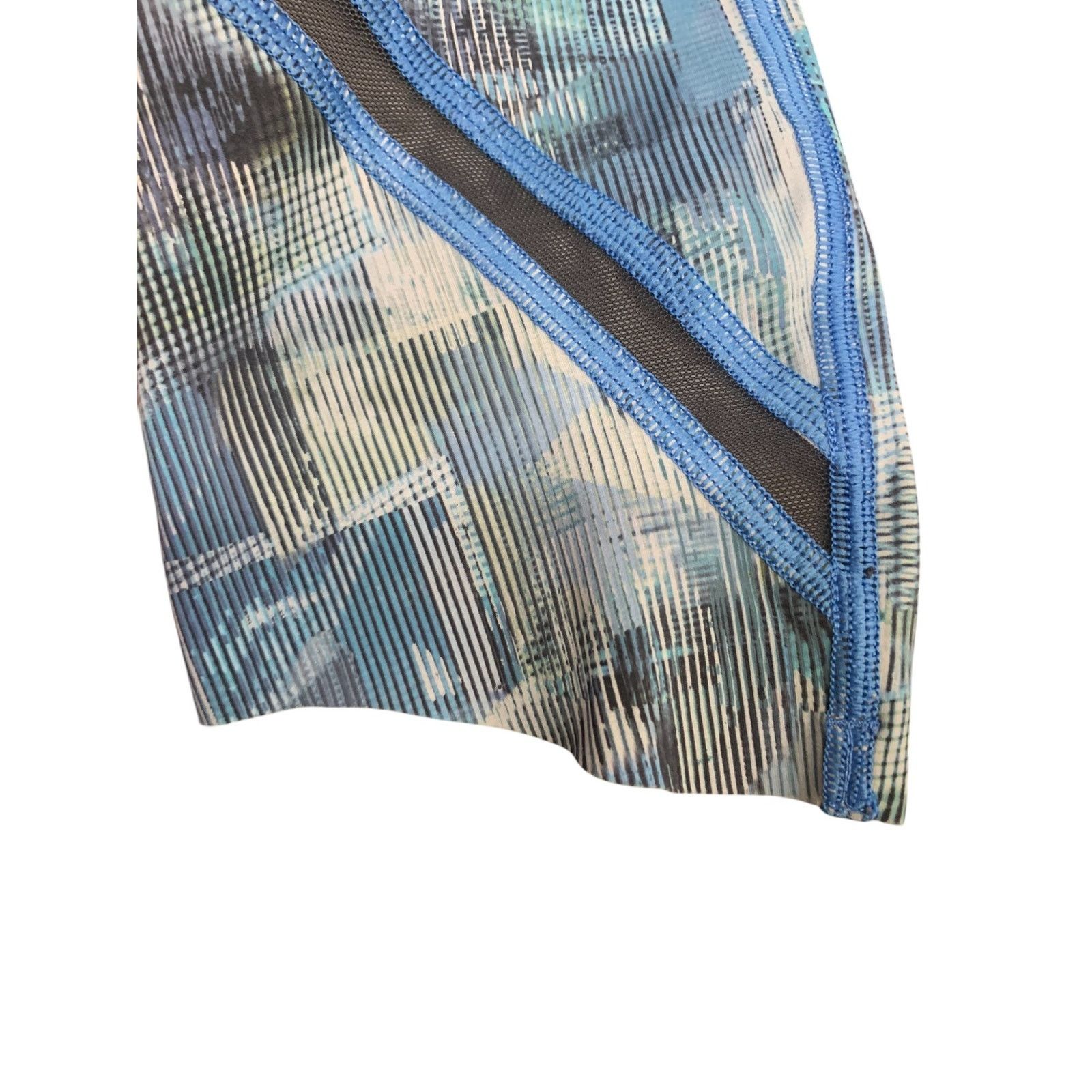Lululemon Lululemon On Pace Crop *21" Sun Dazed Multi Blue SZ 2 Size 26" / US 2 / IT 38 - 7 Thumbnail