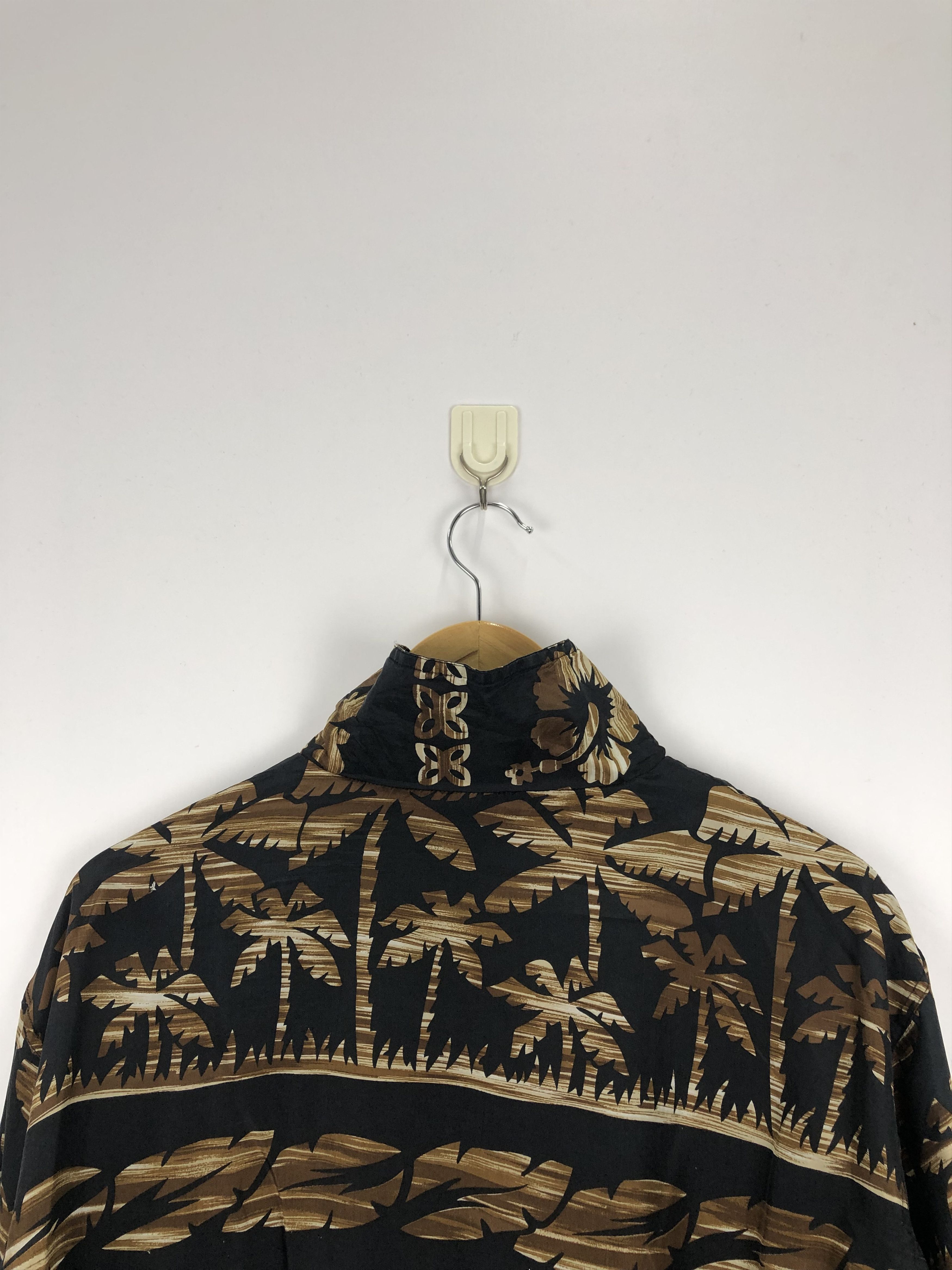 Vintage Vintage Hawaiian Silk Floral Design Zipper Jacket J0722 Size US M / EU 48-50 / 2 - 4 Thumbnail