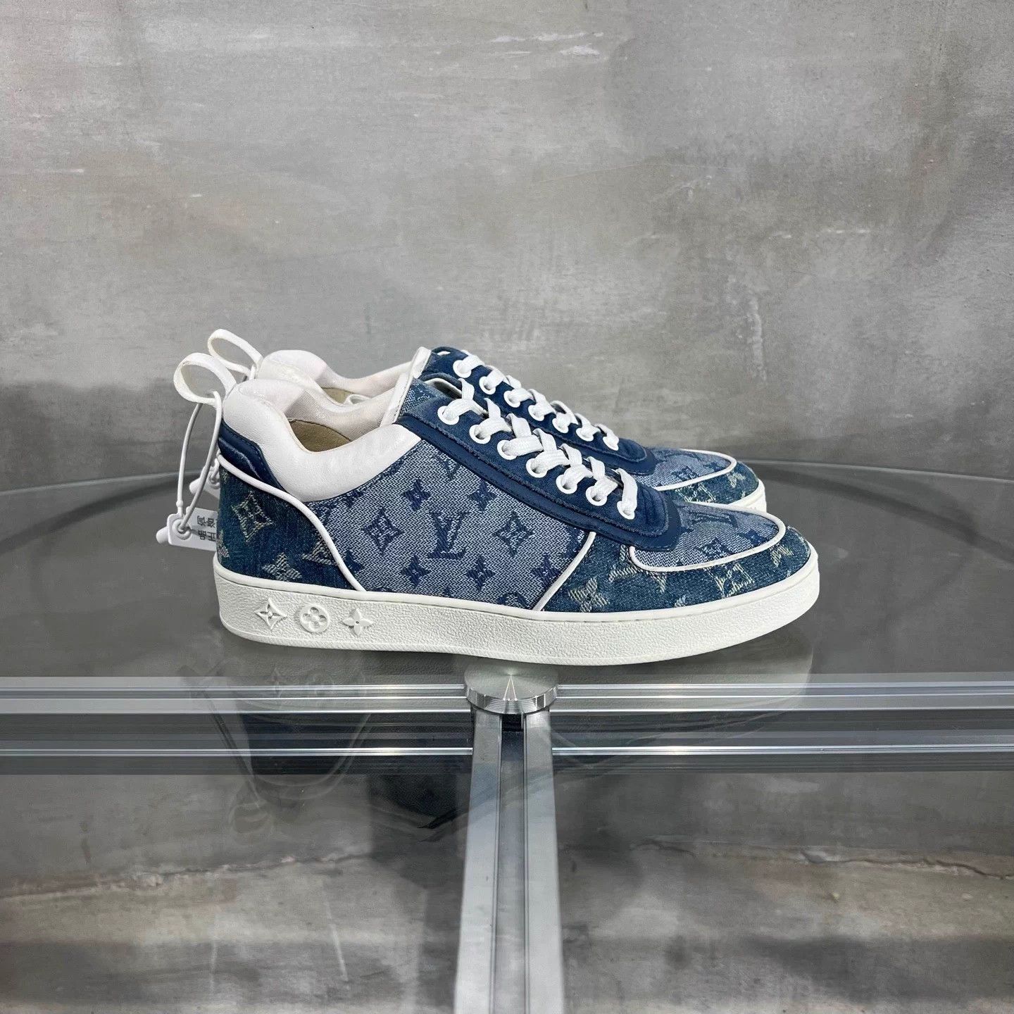 Louis Vuitton LV blue denim skate shoes 37.5 Size US 6.5 / IT 36.5 - 4 Thumbnail