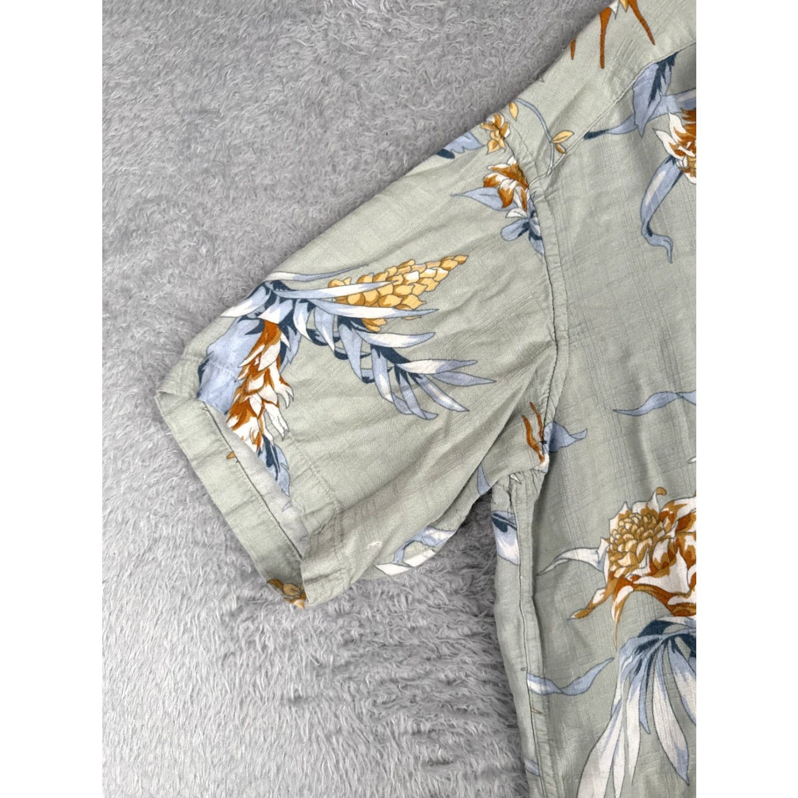 Paradise Basic Options Shirt Adult Medium Blue Floral Hawaiian Short Sleeve Button-Up Collared Mens Size US M / EU 48-50 / 2 - 3 Thumbnail