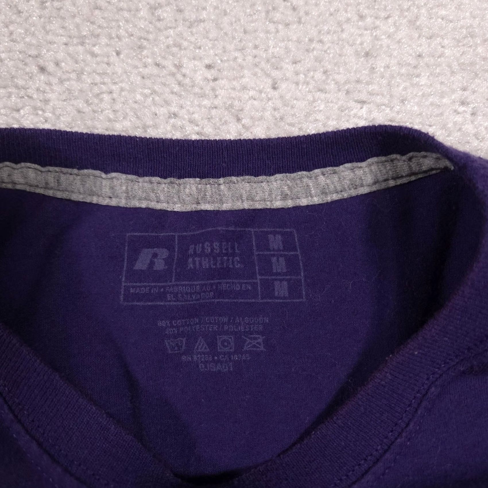 Russell Athletic Western Illinois University Shirt Mens Medium Purple Russell Bulldogs Graphic T-Shirt Size US M / EU 48-50 / 2 - 6 Thumbnail