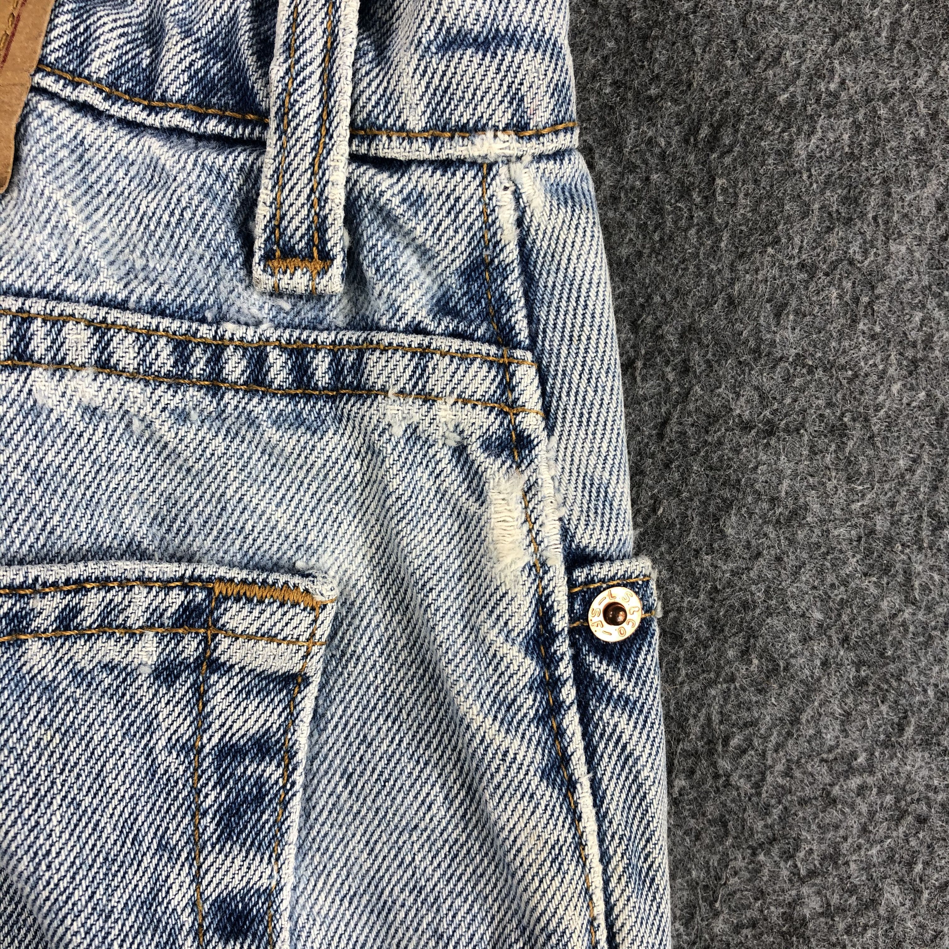 Levi's 90s Vintage Light Wash Levis 551 Jeans-J1583 Size US 33 - 8 Thumbnail