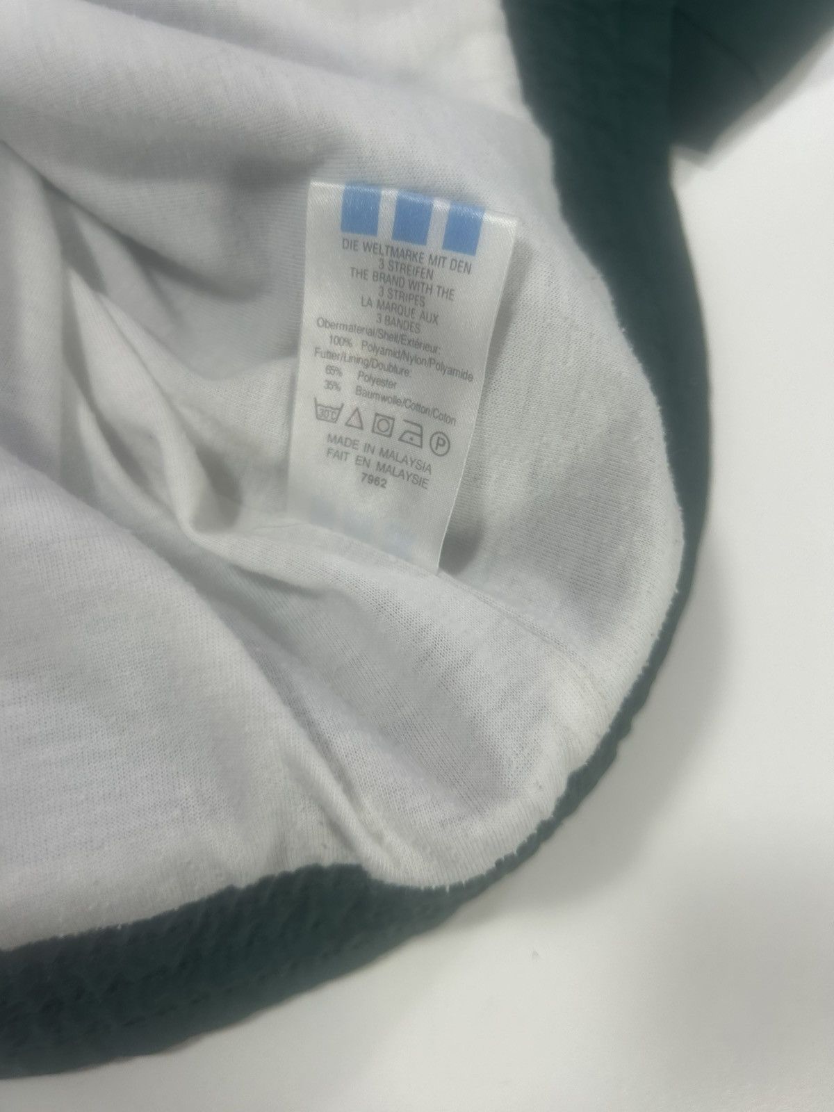 Adidas Vintage Adidas shell full track suit uk 38 /40 USA medium Size US M / EU 48-50 / 2 - 6 Thumbnail