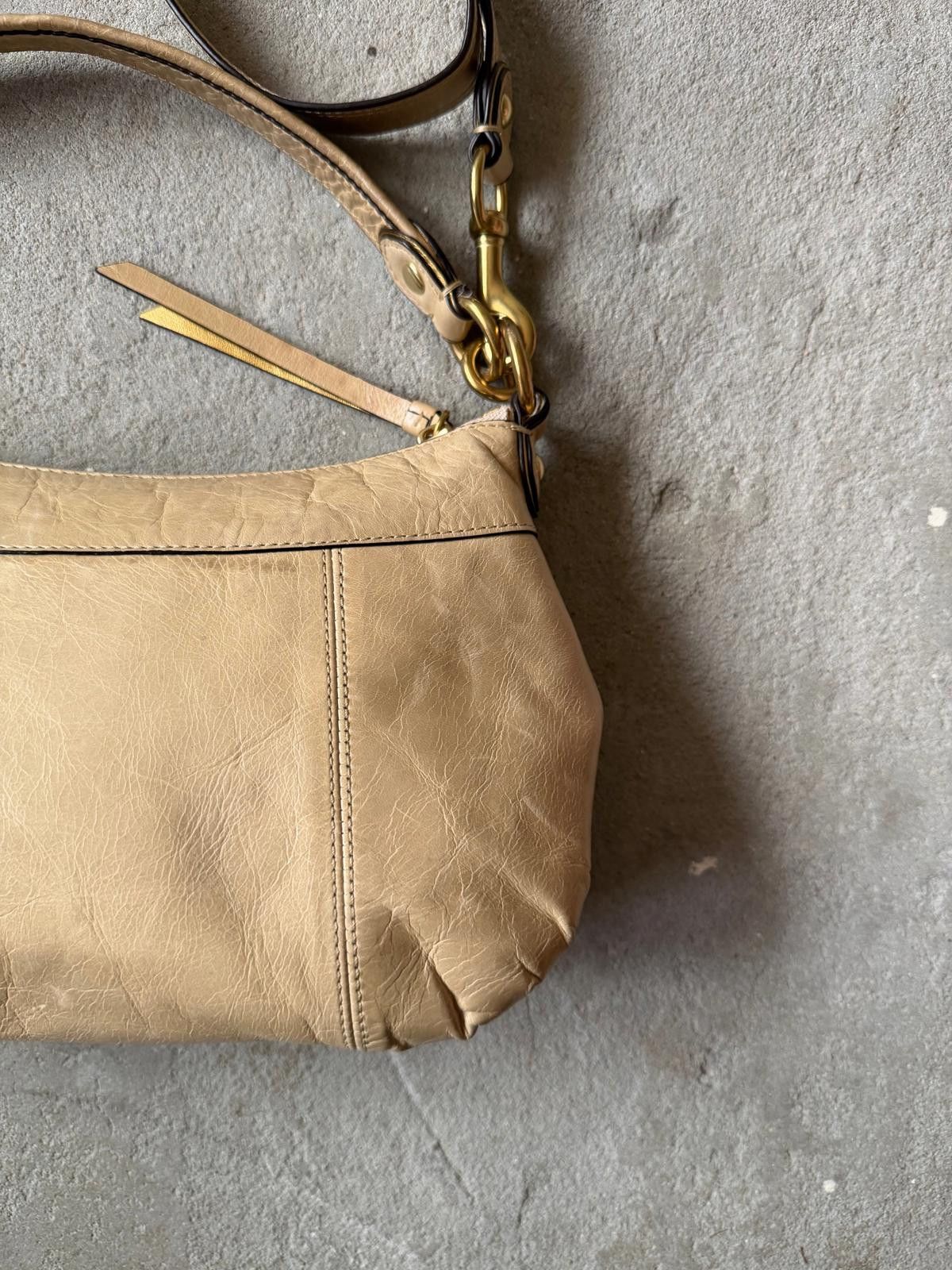 Coach Coach 2Way Poppy Leather Shoulder Bag Beige Size ONE SIZE - 8 Thumbnail