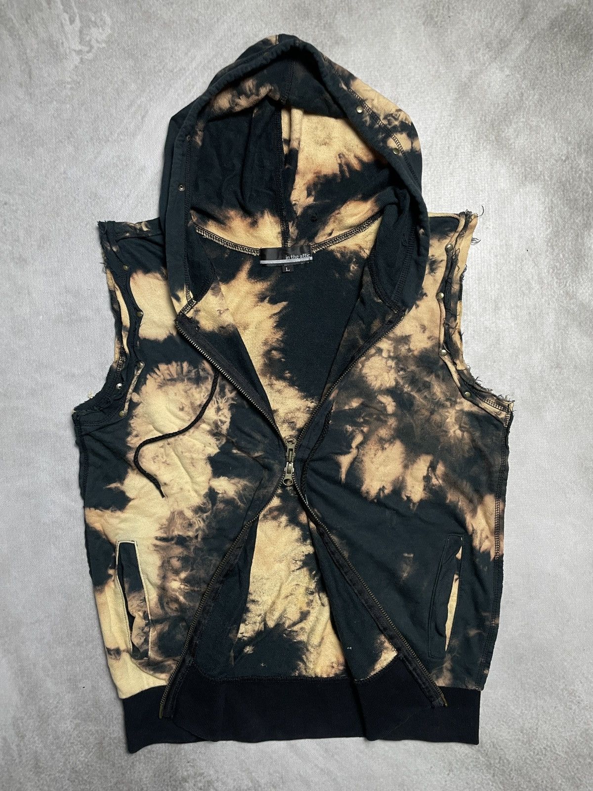 BUFFALO BOBS 2000’s In The Attic - Smooke Pattern Vkei Style Hooded Vest Size US M / EU 48-50 / 2 - 1 Thumbnail