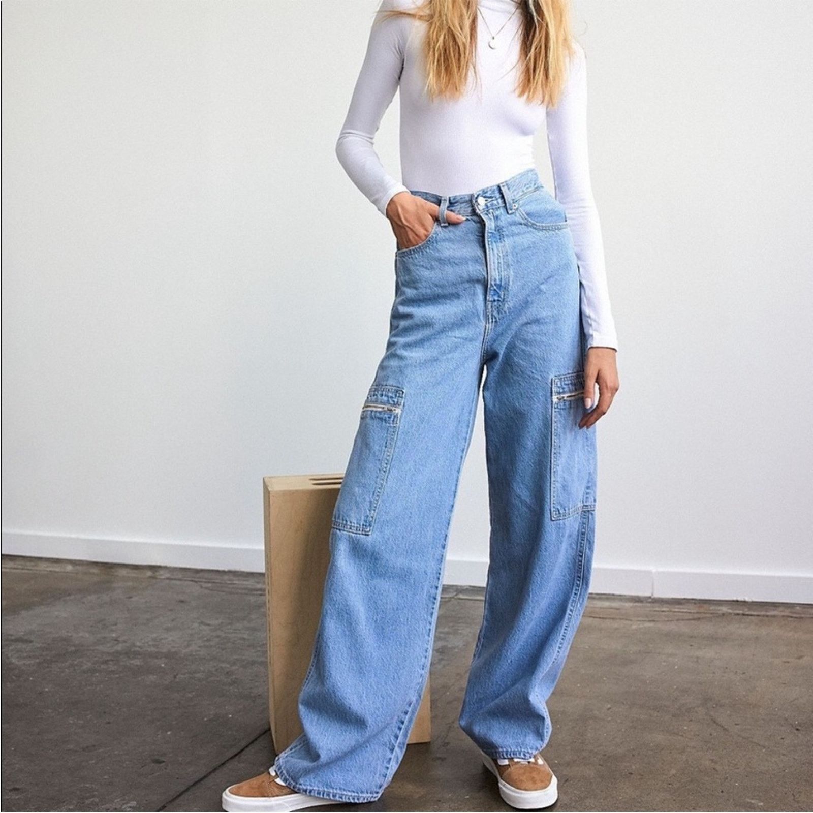 Levi's NWT Levi’s Utility High Loose Jeans Size 27" / US 4 / IT 40 - 1 Thumbnail