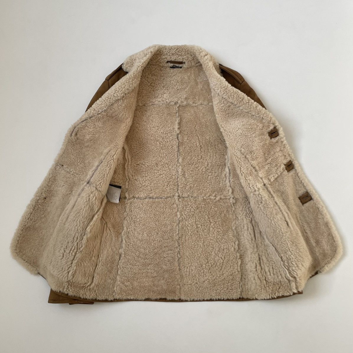 Miu Miu Mid 2000s Tan Shearling Jacket Size US M / EU 48-50 / 2 - 11 Thumbnail