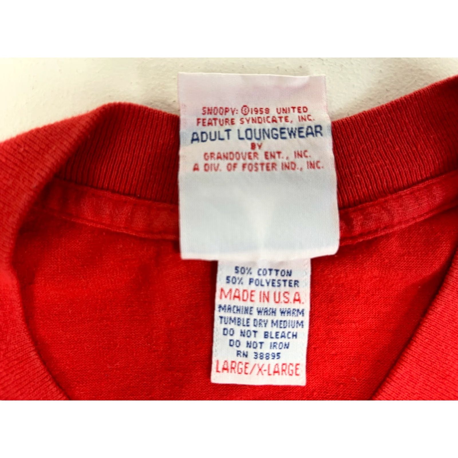 Vintage VINTAGE Women’s Snoopy Sleepshirt L/XL Shirt Adults Red Christmas Gift ideas? Size ONE SIZE - 6 Thumbnail