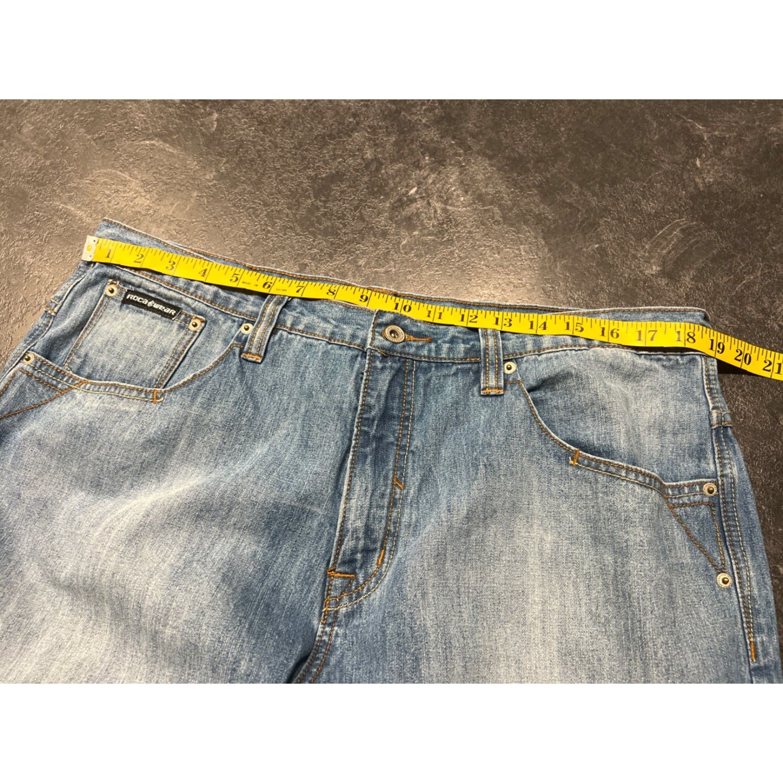 Rocawear Rocawear Jeans Mens 38 Mid Rise Straight Leg Jeans Blue Denim 5-Pocket Regular Fit Cotton Blend Belt Loops Vintage? No Size US 38 / EU 54 - 5 Thumbnail