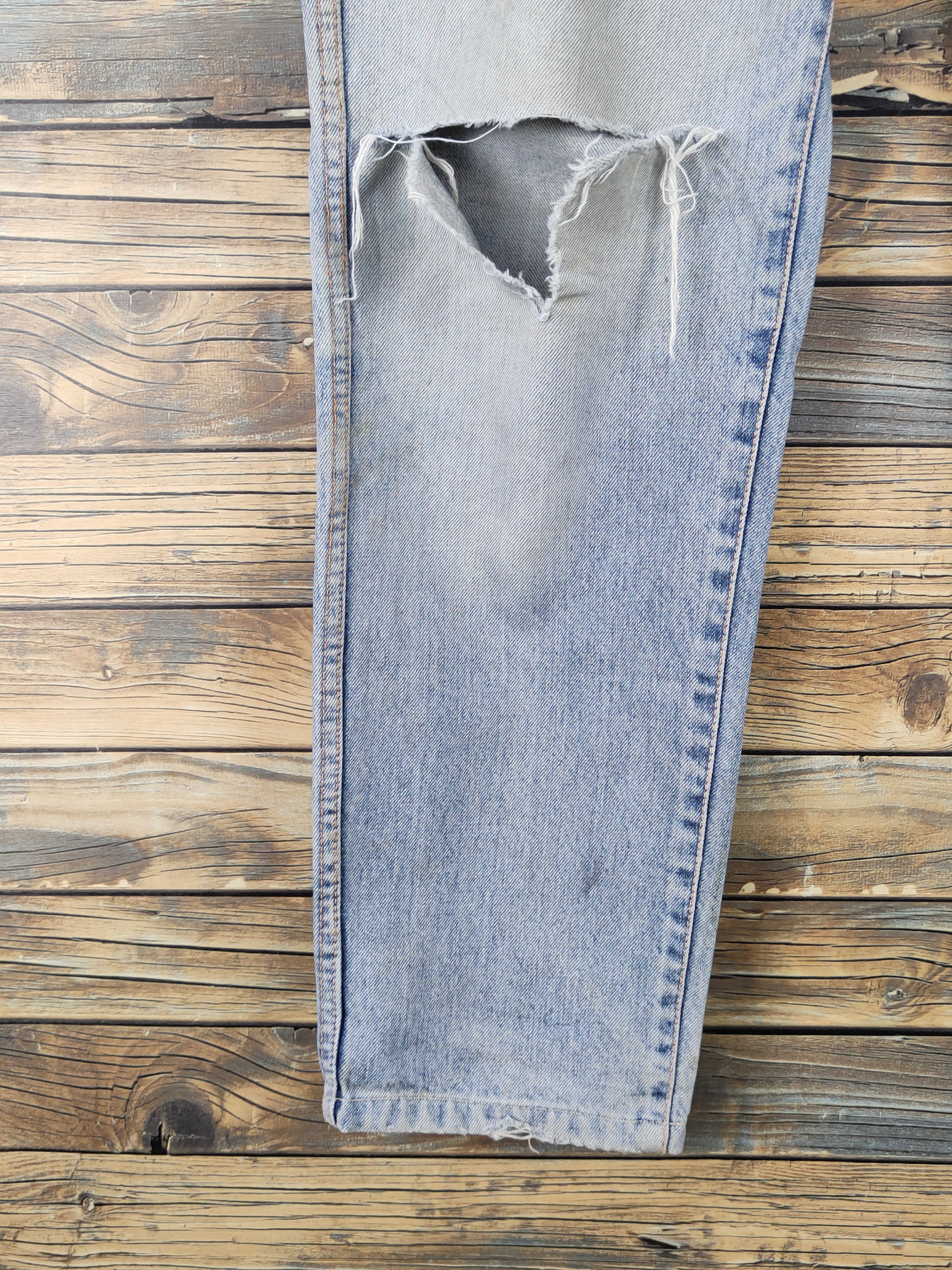 Edwin Edwin Light Blue Distressed Ripped denim Jeans #W1800 Size US 33 - 4 Thumbnail