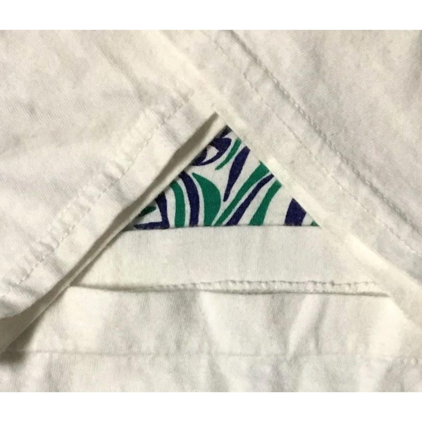 Vintage VINTAGE 90s Africa Zebra Giraffe Abstract Art Nature Grunge Shirt M White Graphic Tee Mens Size US M / EU 48-50 / 2 - 4 Thumbnail