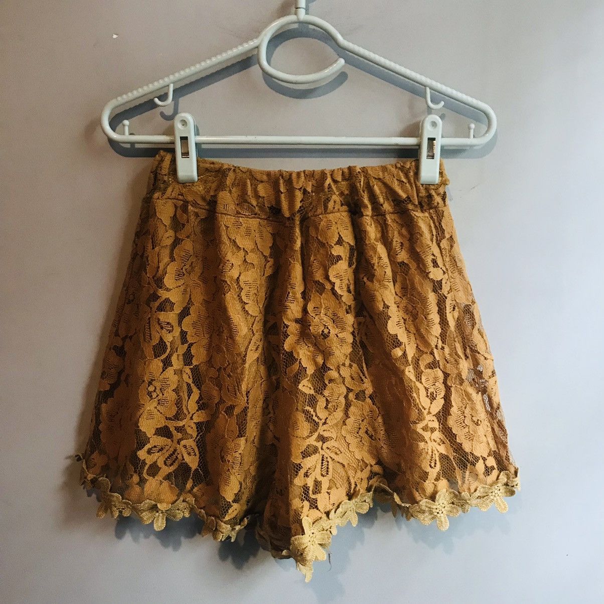 Japanese Floral Lace Short