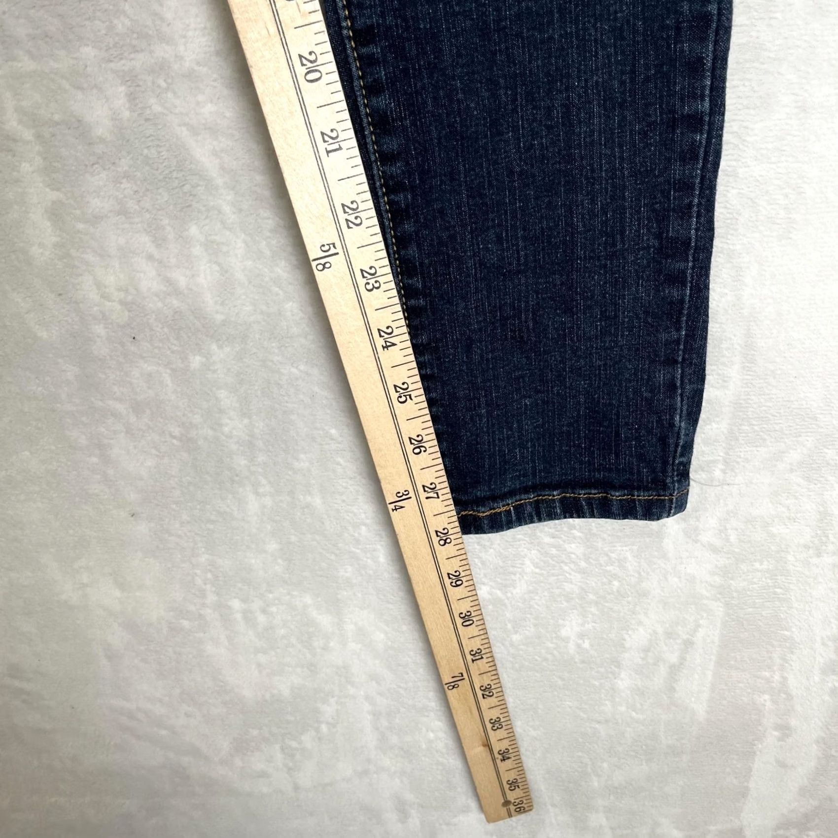 Levi's Levi's 535 Mid Rise Legging Jeans Womens 8 Blue Dark Wash Stretch Denim Jegging Slim Fit Cons Size 30" / US 8 / IT 44 - 2 Thumbnail