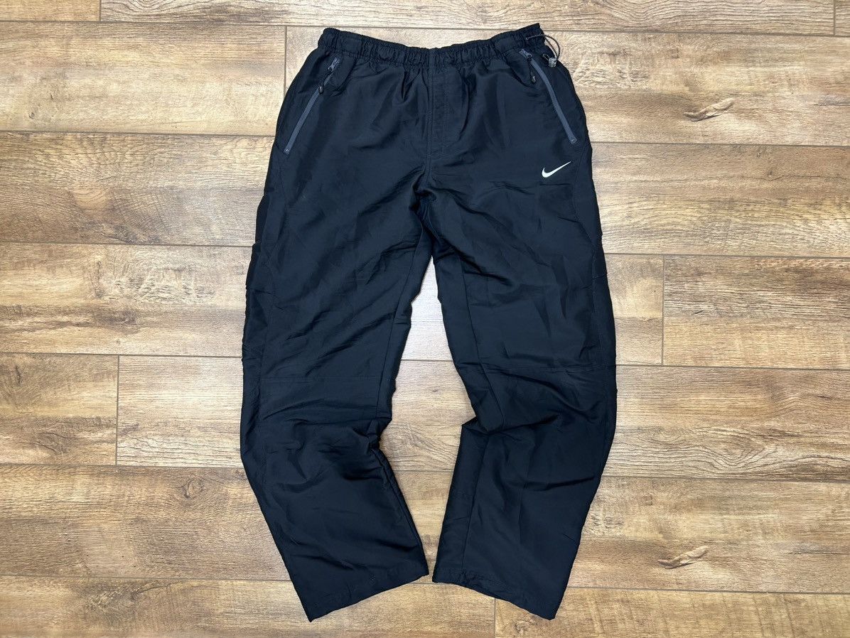 Nike Nike Vintage Nylon Cargo Pants Y2K | Grailed