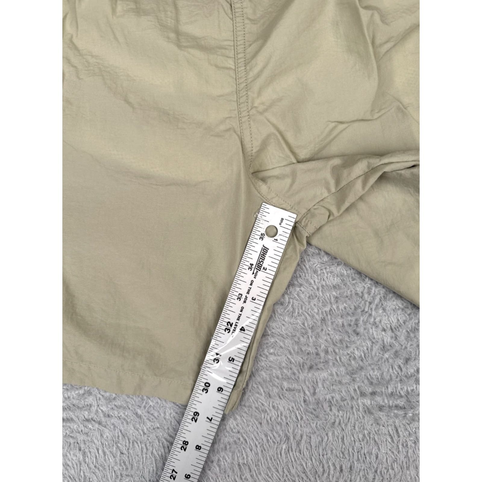 Vintage Columbia Shorts Men L beige Belted Lined Cargo Nylon 36x7 Outdoor Shell 90s? Size US 33 - 7 Thumbnail