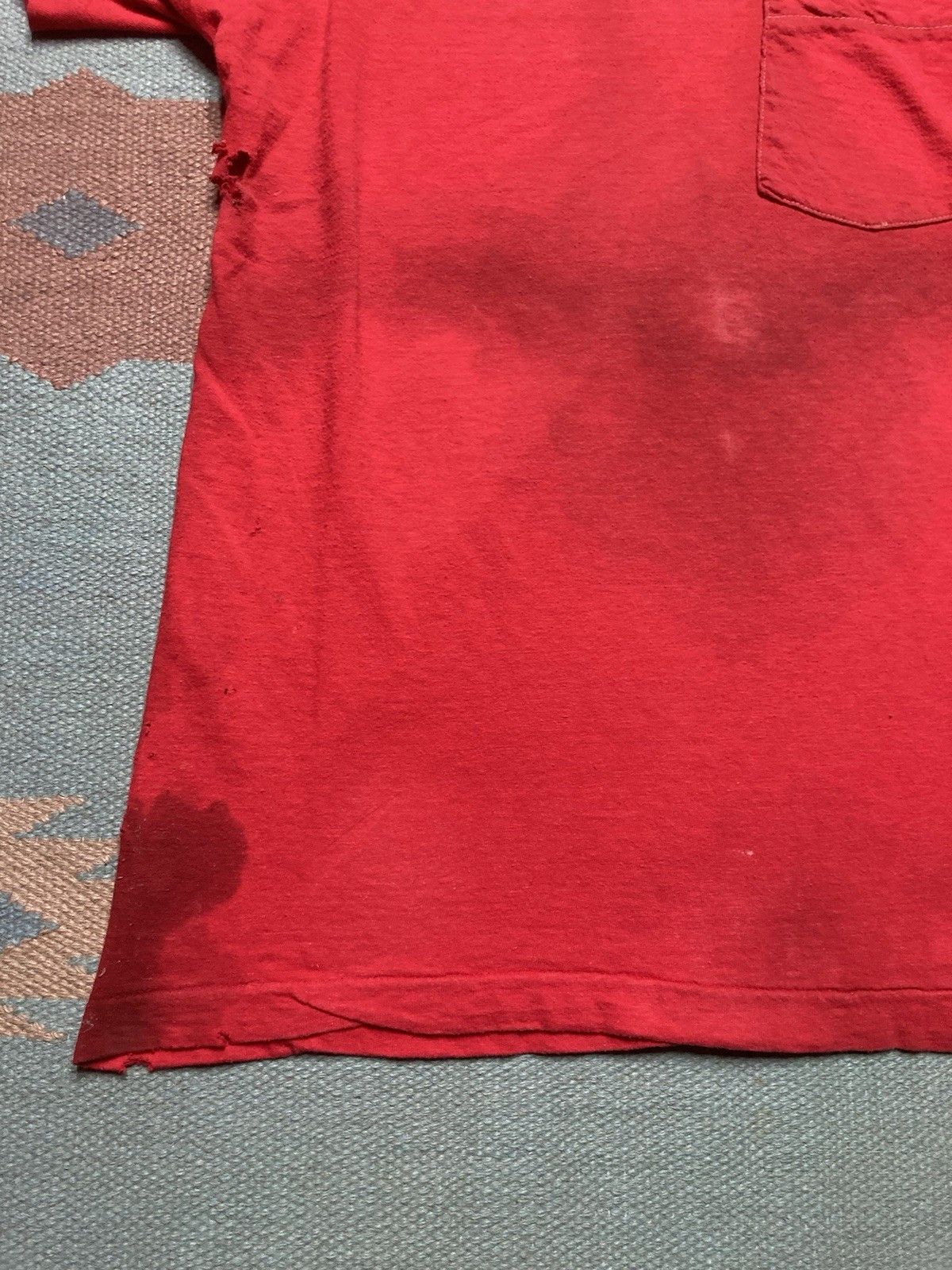 Vintage 80s pocket t shirt blank distressed thrashed grunge medium Size US M / EU 48-50 / 2 - 3 Thumbnail