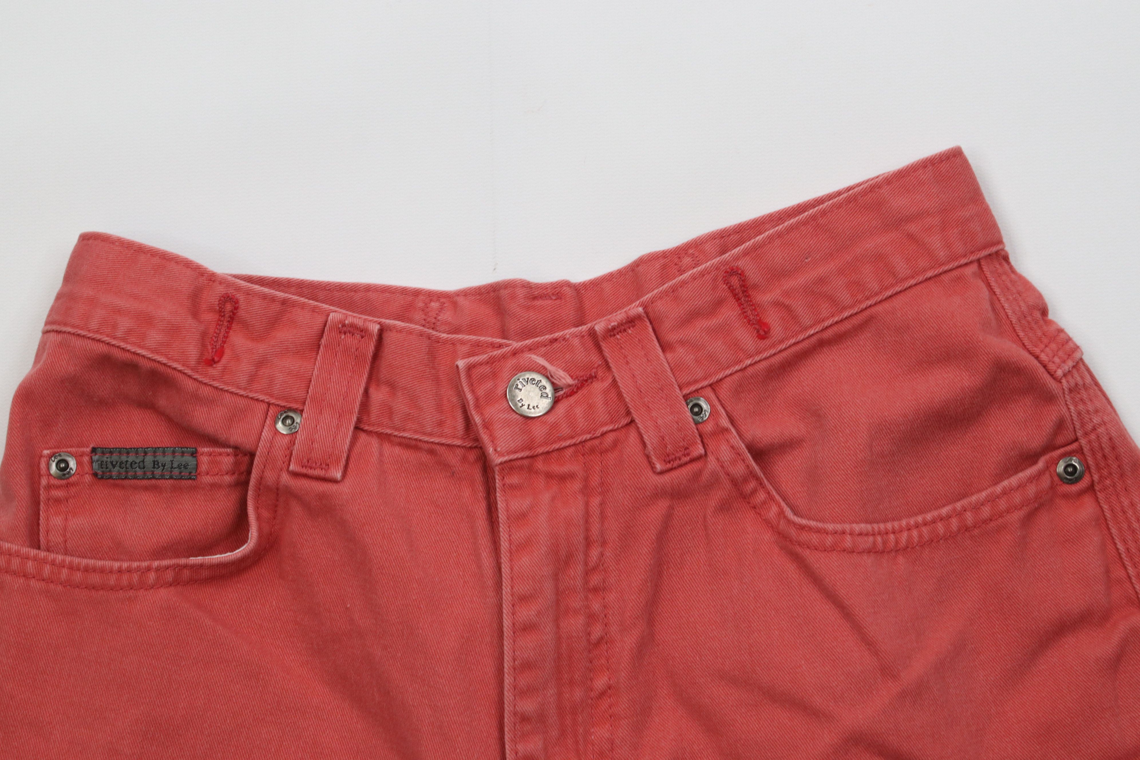 Lee Vintage 90s Lee Above Knee Buckle Back Shorts Red Cotton USA Size 28" / US 6 / IT 42 - 2 Thumbnail