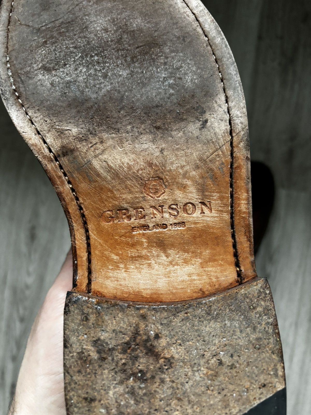 Grenson Grenson Archie Leather Brogue Tan UK 9 Size US 10 / EU 43 - 17 Thumbnail