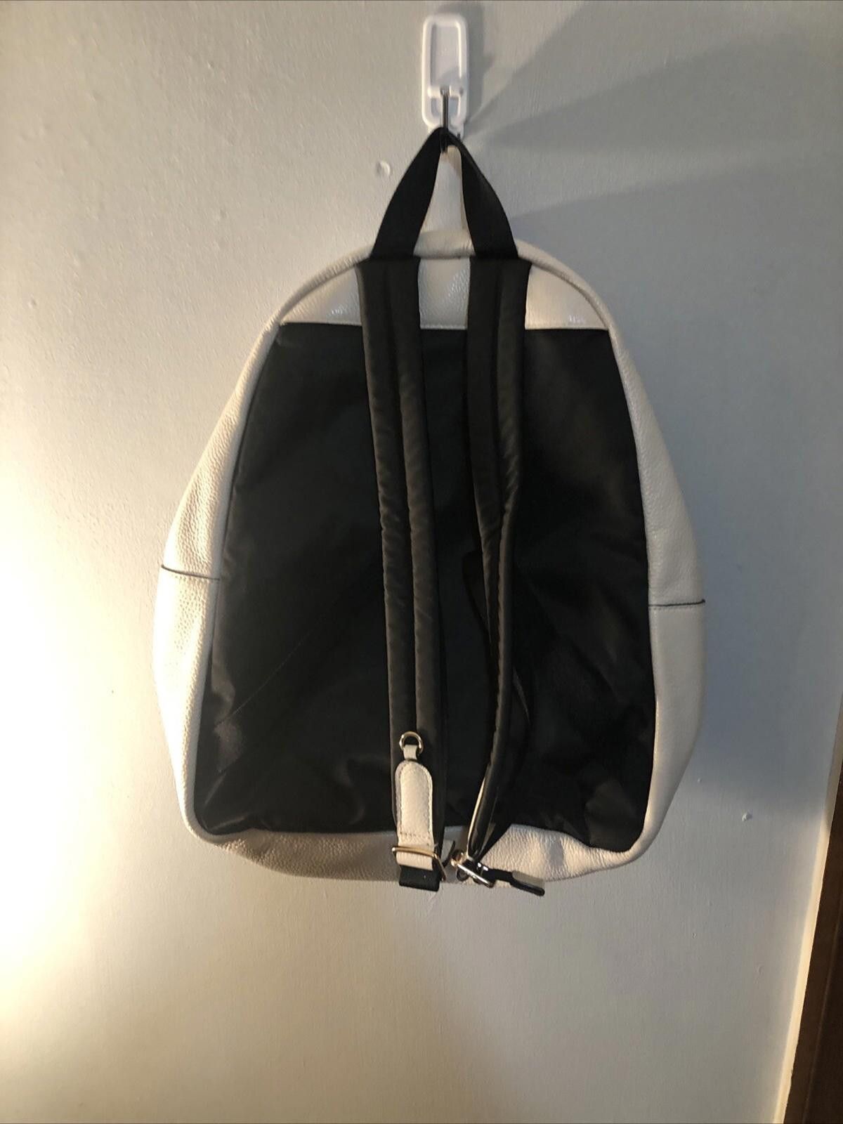 Coach Coach Medium Charlie Pebbled Leather Backpack Chalk Size ONE SIZE - 4 Thumbnail
