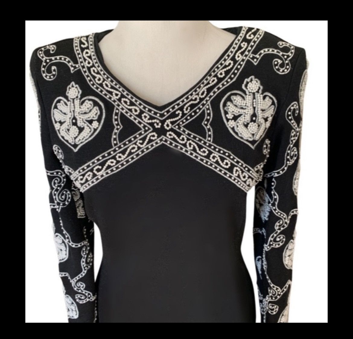Vintage Vtg Adrienne Vittadini Black Wool Beaded Long Sleeve Dress Size S / US 4 / IT 40 - 5 Thumbnail