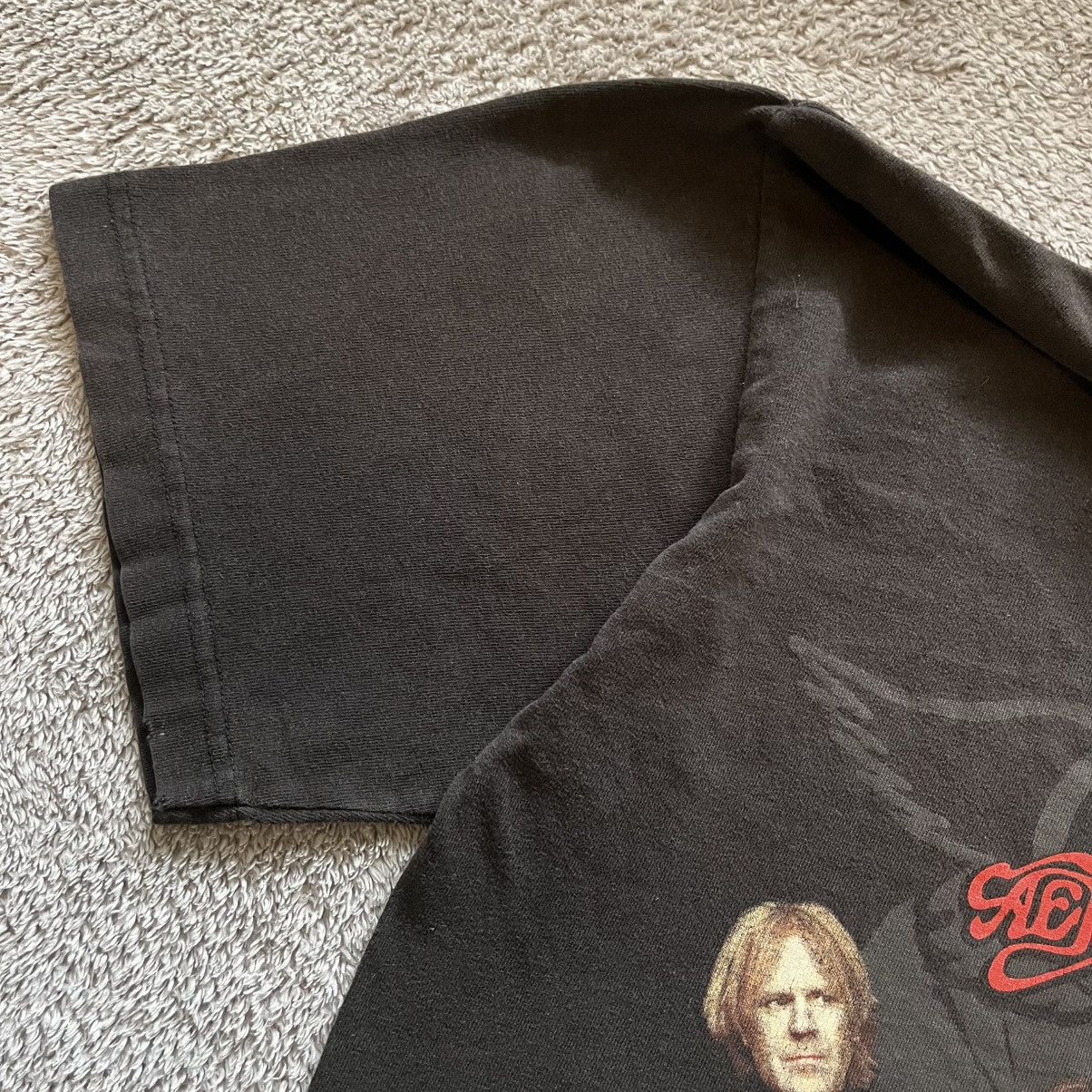 Vintage Vintage 2001 Aerosmith Distressed Sorayama Art T shirt Faded Size US L / EU 52-54 / 3 - 6 Thumbnail