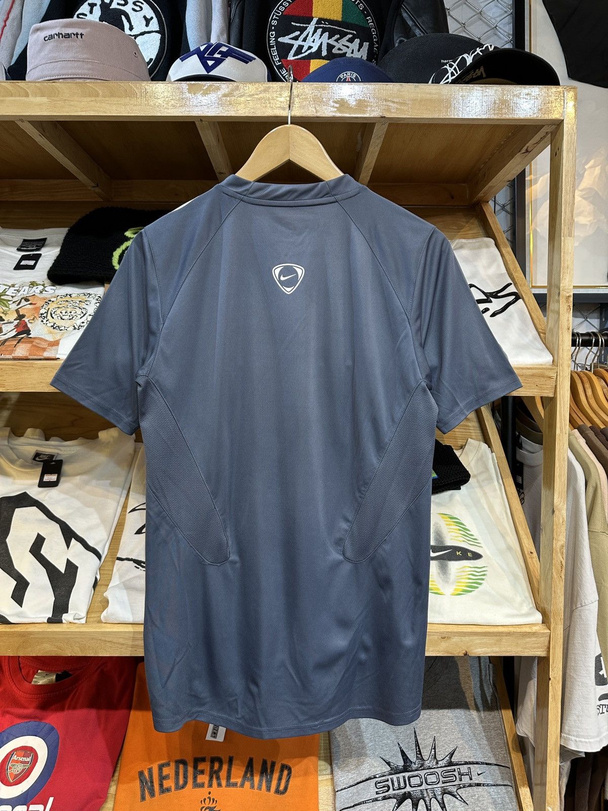 Nike Vintage Nike Total 90 00's Training Jersey Size US S / EU 44-46 / 1 - 2 Thumbnail