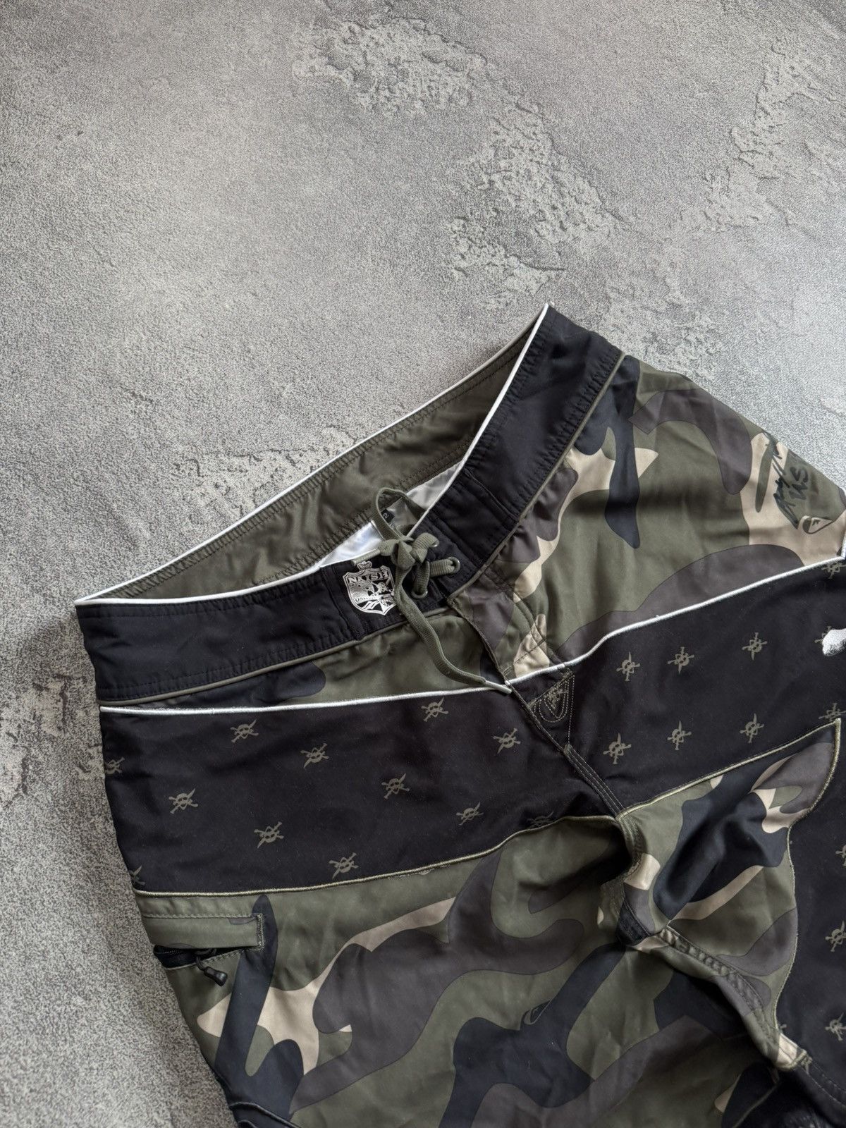 Quiksilver Quiksilver 32size camouflage surf style shorts 🩳 surfing 90s Size US 32 / EU 48 - 2 Thumbnail