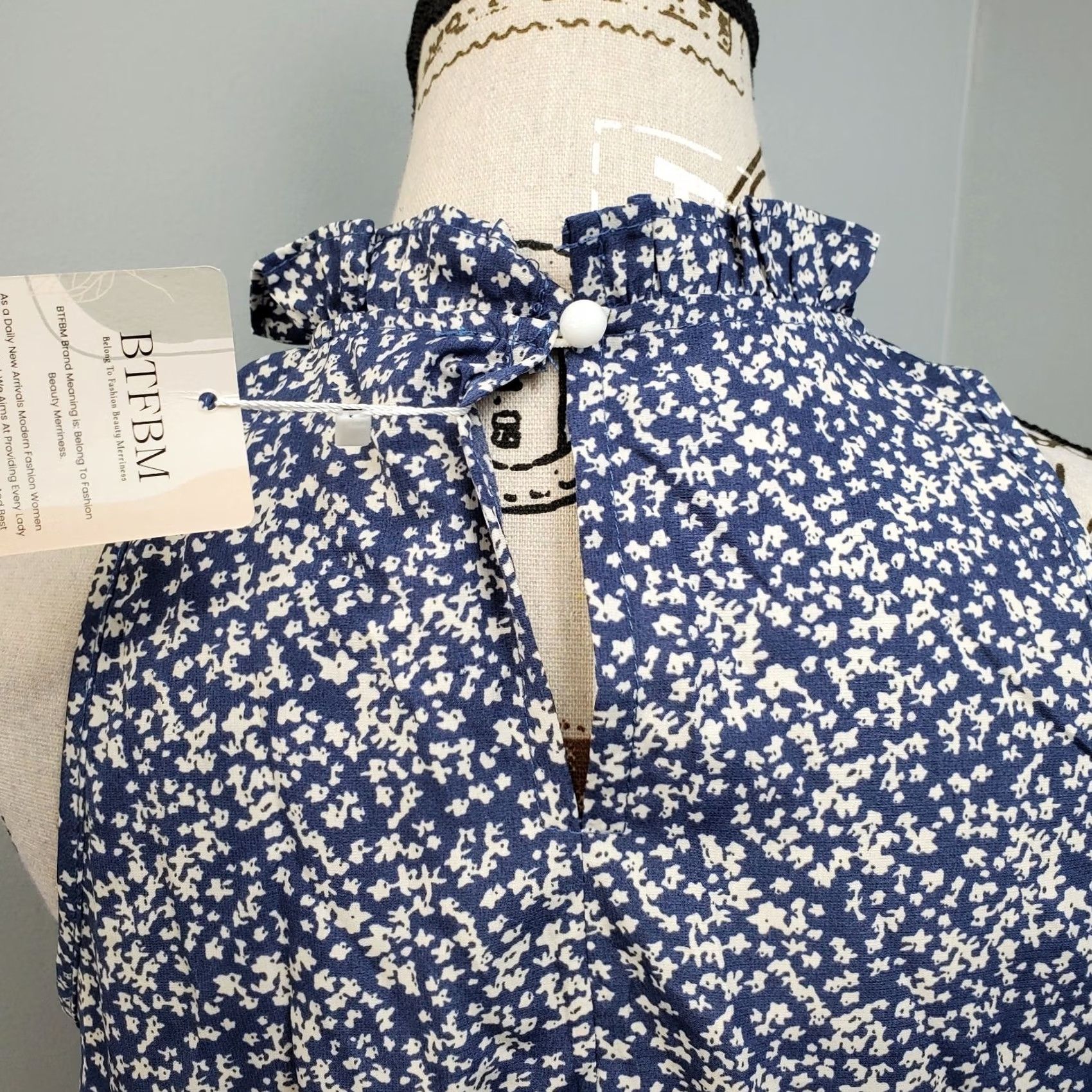 Vintage BTFBM Halter Dress Womens M Blue White Floral Sleeveless Belted Waist Swing Hem Dress Size M / US 6-8 / IT 42-44 - 6 Thumbnail