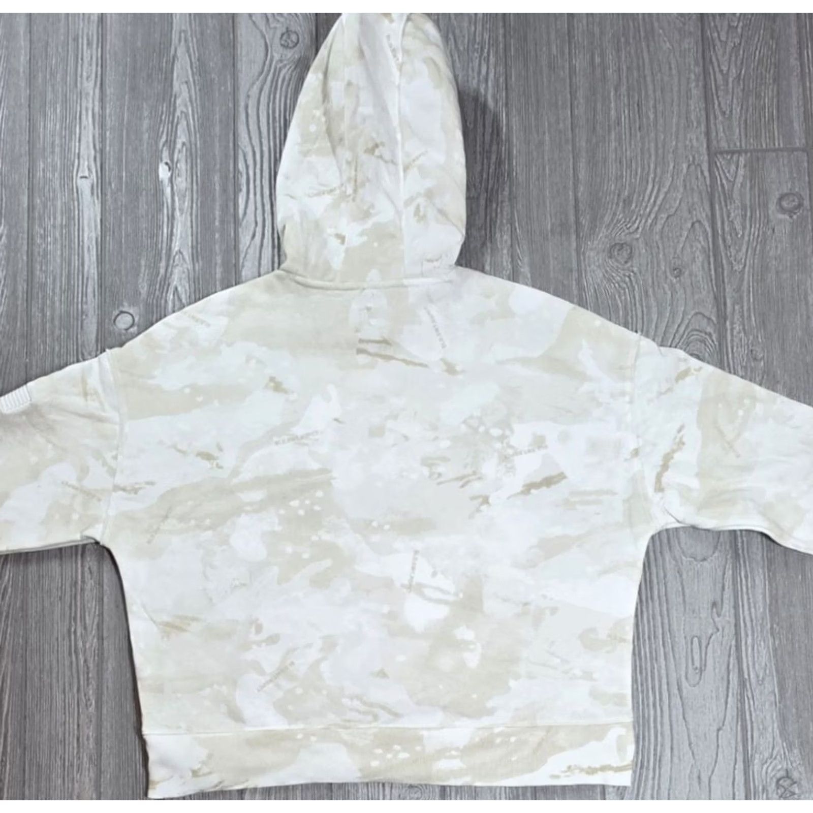 Under Armour VINTAGE Under Armour Project Rock Hoodie Women M Ivory Beige Camo Veterans Day Fleece Size M / US 6-8 / IT 42-44 - 6 Thumbnail