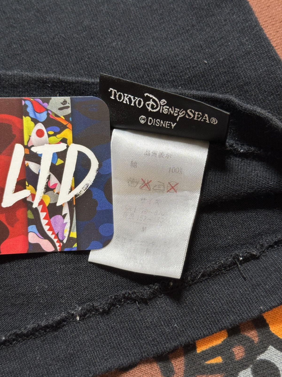 Bape A Bathing Ape X Mickey Mouse Tokyo Exclusive Tee Size M / US 6-8 / IT 42-44 - 7 Thumbnail