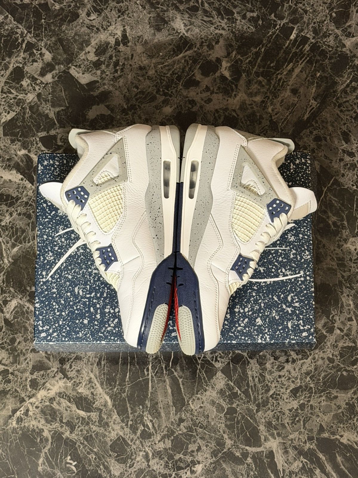 Jordan Brand Air Jordan 4 Midnight Navy | Gently Used Size US 8 / EU 41 - 4 Thumbnail