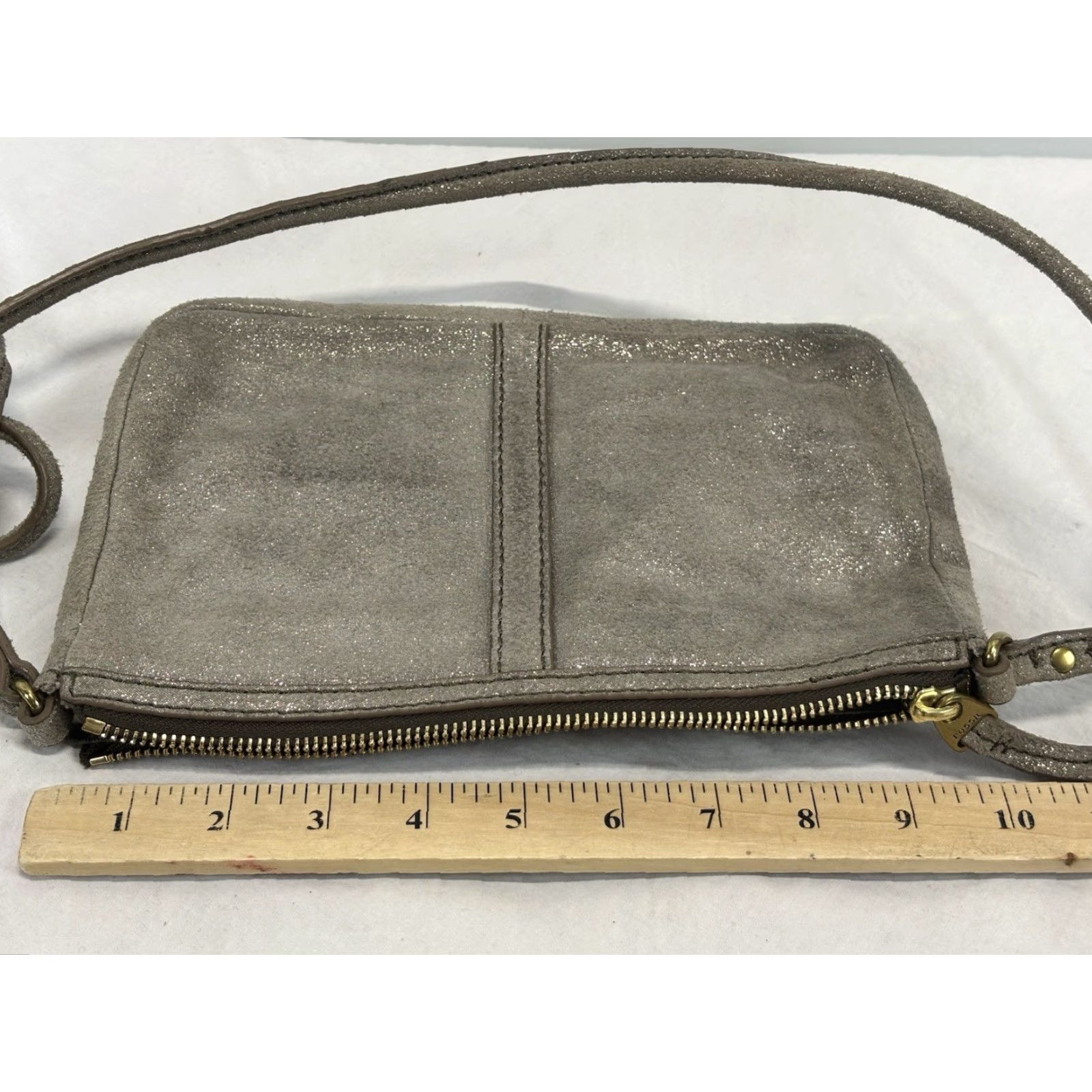 Fossil Fossil Erin Metallic Leather Small Crossbody Purse Bag Built In Card Holder Women Crossbody 21in Strap Silver Metalics/Brass Accents Size ONE SIZE - 6 Thumbnail