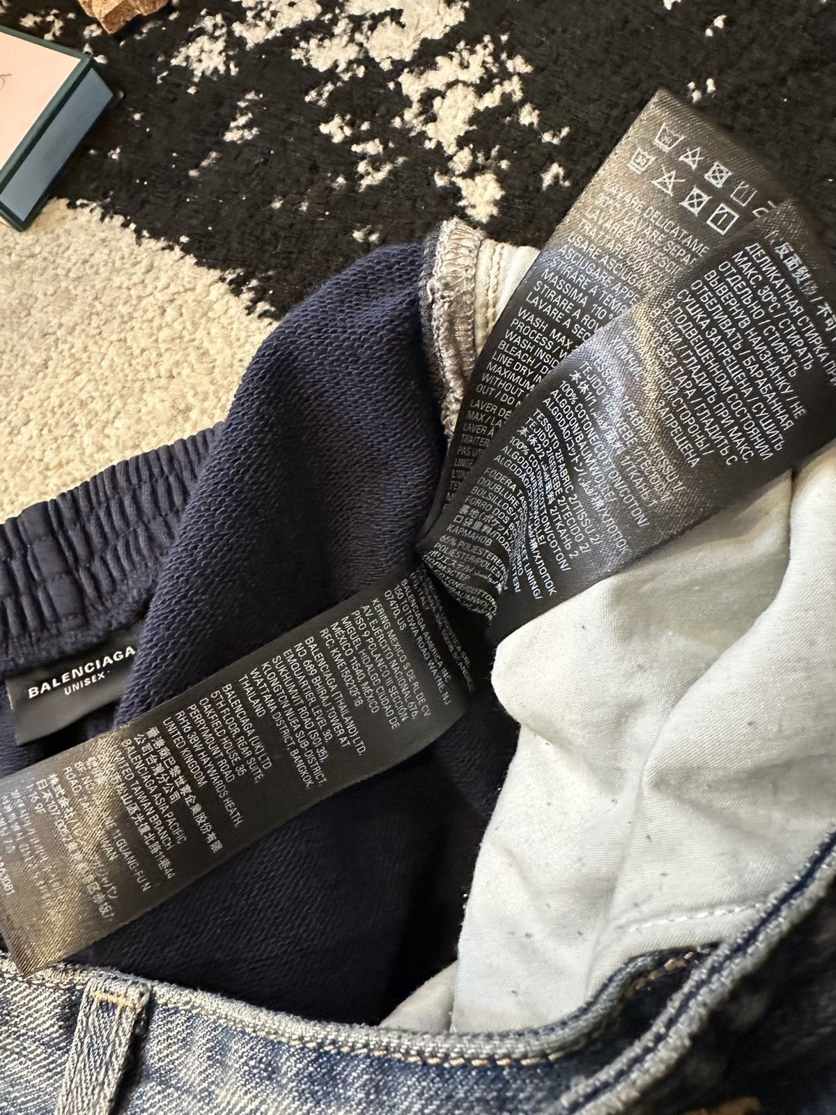 Balenciaga BALENCIAGA SS23 HYBRID DENIM NAVY SWEATPANTS Size US 32 / EU 48 - 10 Thumbnail