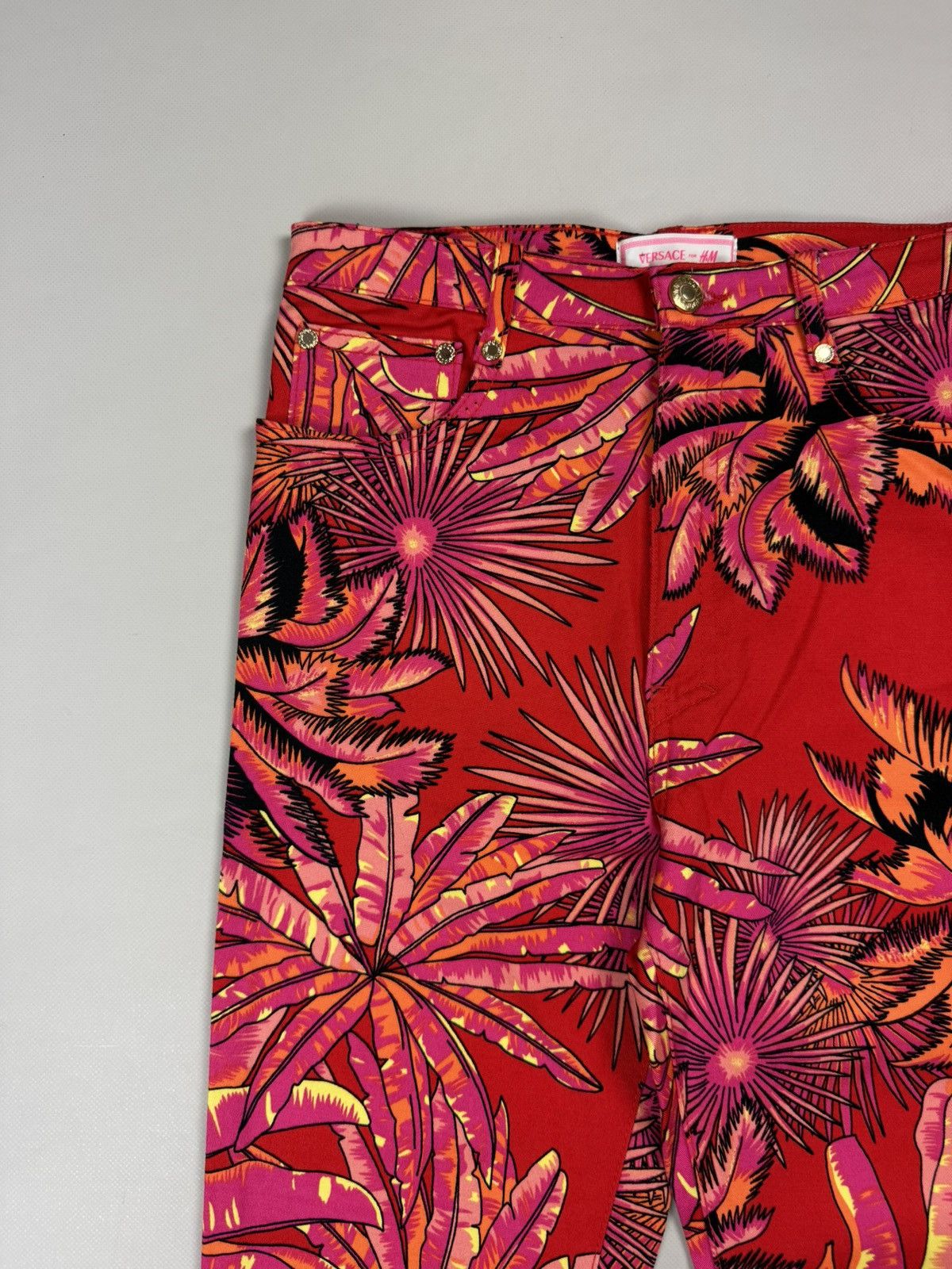 Versace Versace H&M Ladies Floral Pattern Ankle Zip Jeans Pants Size 28" / US 6 / IT 42 - 8 Thumbnail