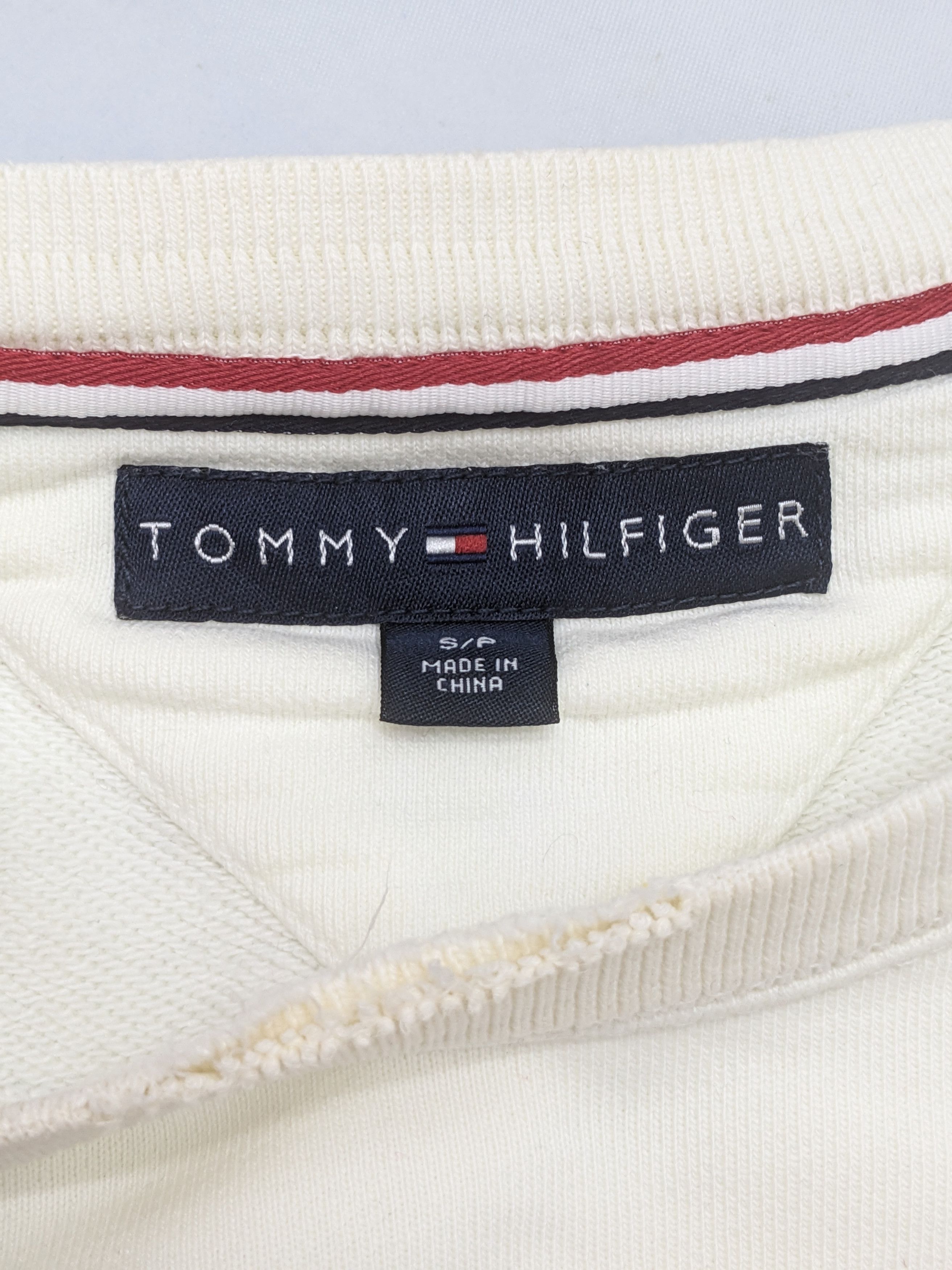 Tommy Hilfiger Tommy Hilfiger Distressed Sweatshirt Size US L / EU 52-54 / 3 - 9 Thumbnail