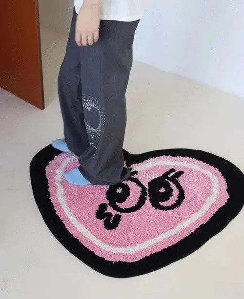 Other Tufting Cute Eyes Heart Shape Rugs Size ONE SIZE - 2 Thumbnail