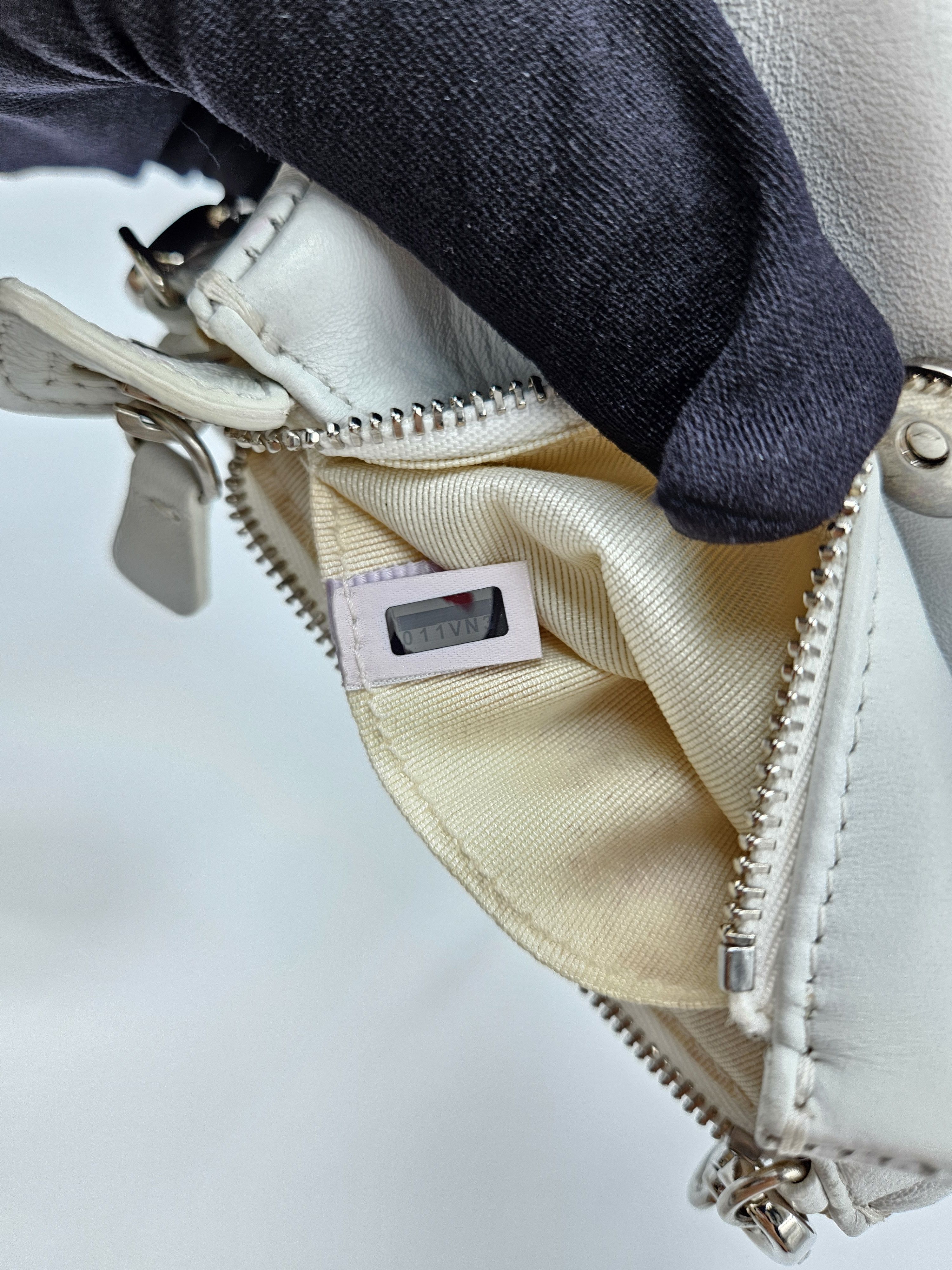 Jimmy Choo White Leather Small Star Studded Crossbody Bag Size ONE SIZE - 6 Thumbnail