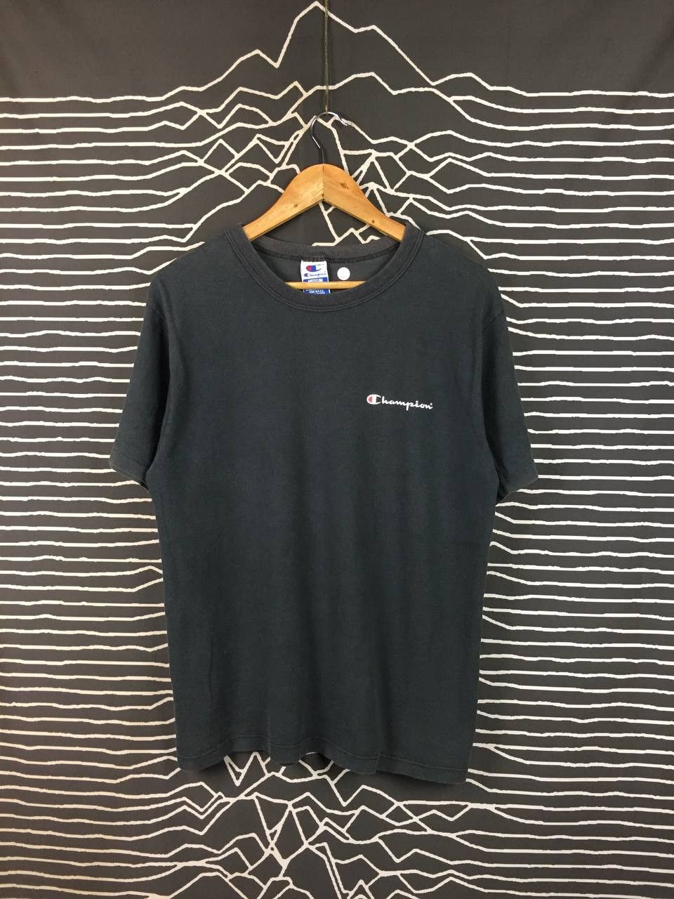Champion Vtg Champion Athletic Apparel Made In Usa Script Logo Tee Size US M / EU 48-50 / 2 - 2 Thumbnail