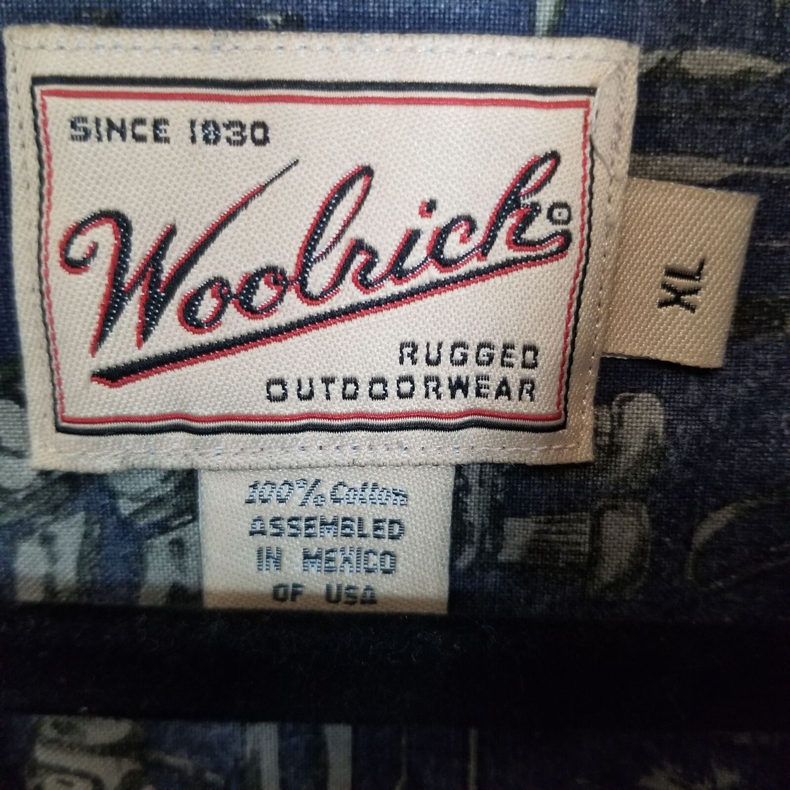 Woolrich Woolen Mills Vintage Woolrich Mens Denim Shirt All Over Print Hiking Camp Size US XL / EU 56 / 4 - 6 Thumbnail
