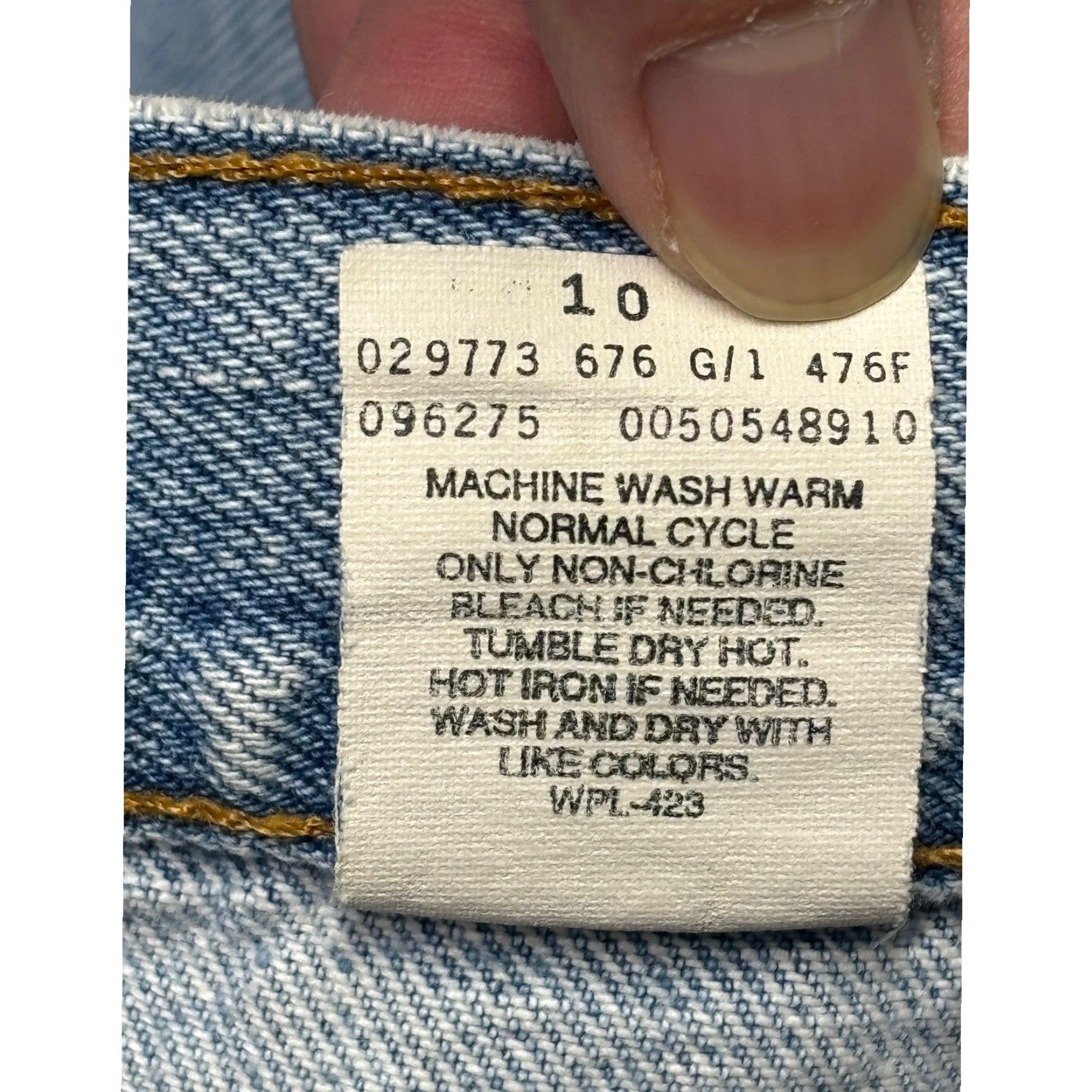 Levi's VINTAGE Levi's 505 Jeans Light Wash Regular Fit Straight Leg Mens W36 L30 Size US 36 / EU 52 - 6 Thumbnail