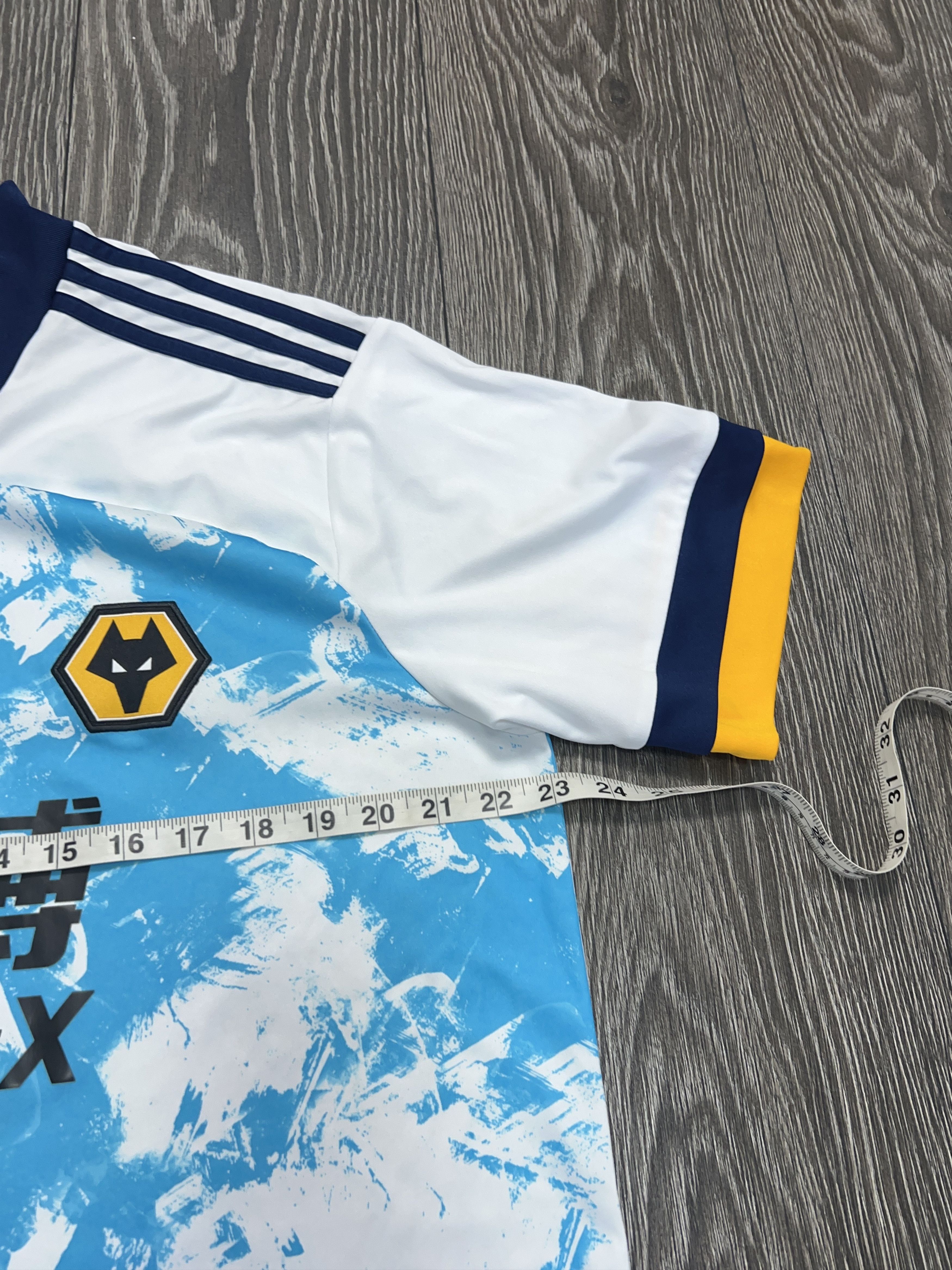 Adidas Wolverhampton Wanderers 2020/21 Football Soccer Shirt Jersey Size US XL / EU 56 / 4 - 8 Thumbnail