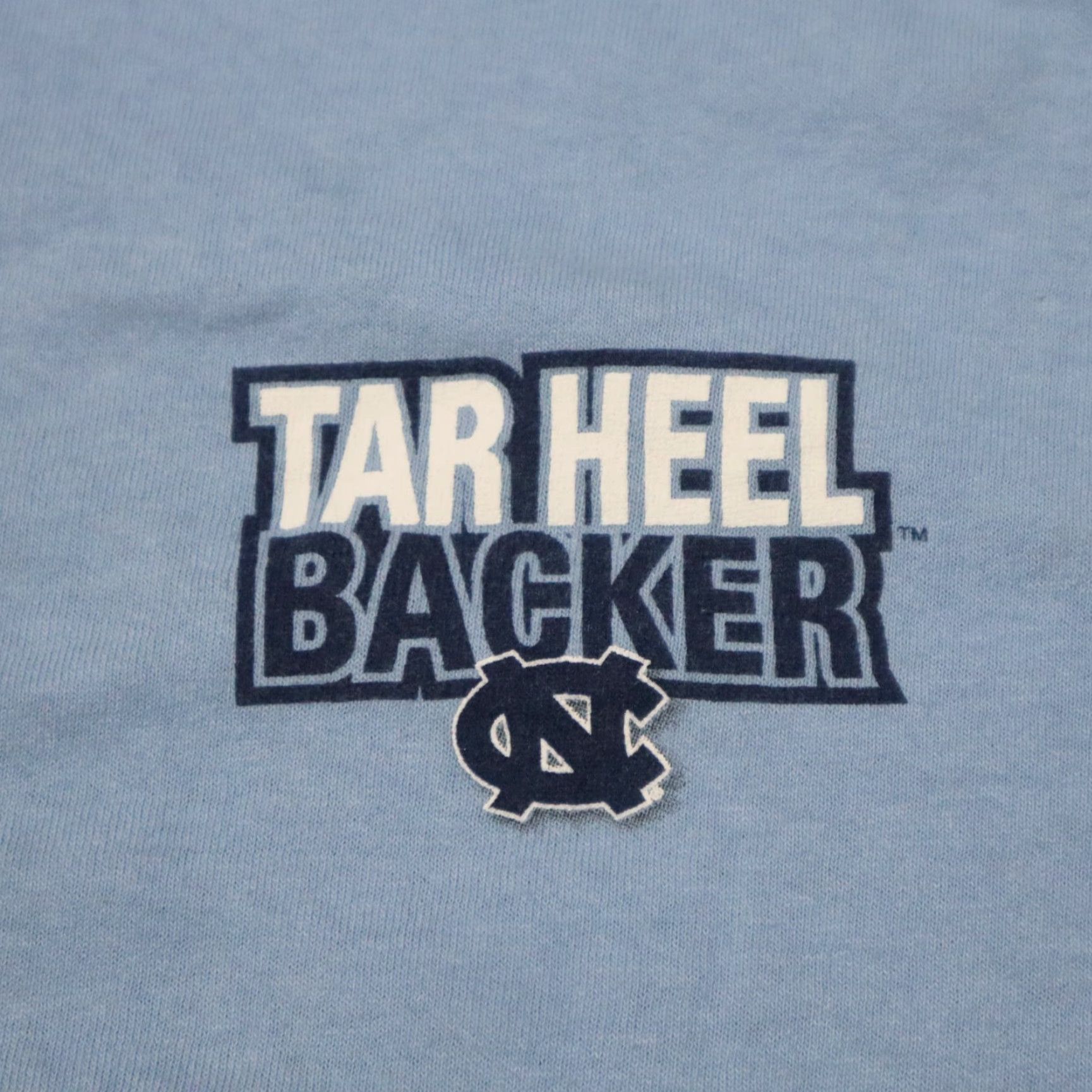 Delta NCAA "Friends Don't Let Friends Wear Red..." Tar Heel Backer Blue T Shirt Medium Mens Size US M / EU 48-50 / 2 - 2 Thumbnail