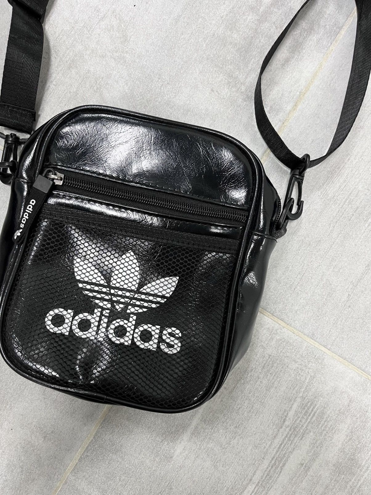 Adidas Vintage Adidas Shoulder Eco Leather Bag Style Retro Firebird Size ONE SIZE - 3 Thumbnail