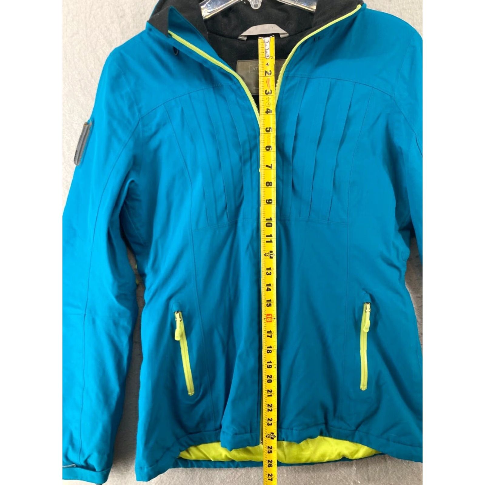 Athleta Athleta Jacket Womens M Full Zip Blue Neon Solid Softshell Athletic Zip Front Size M / US 6-8 / IT 42-44 - 3 Thumbnail