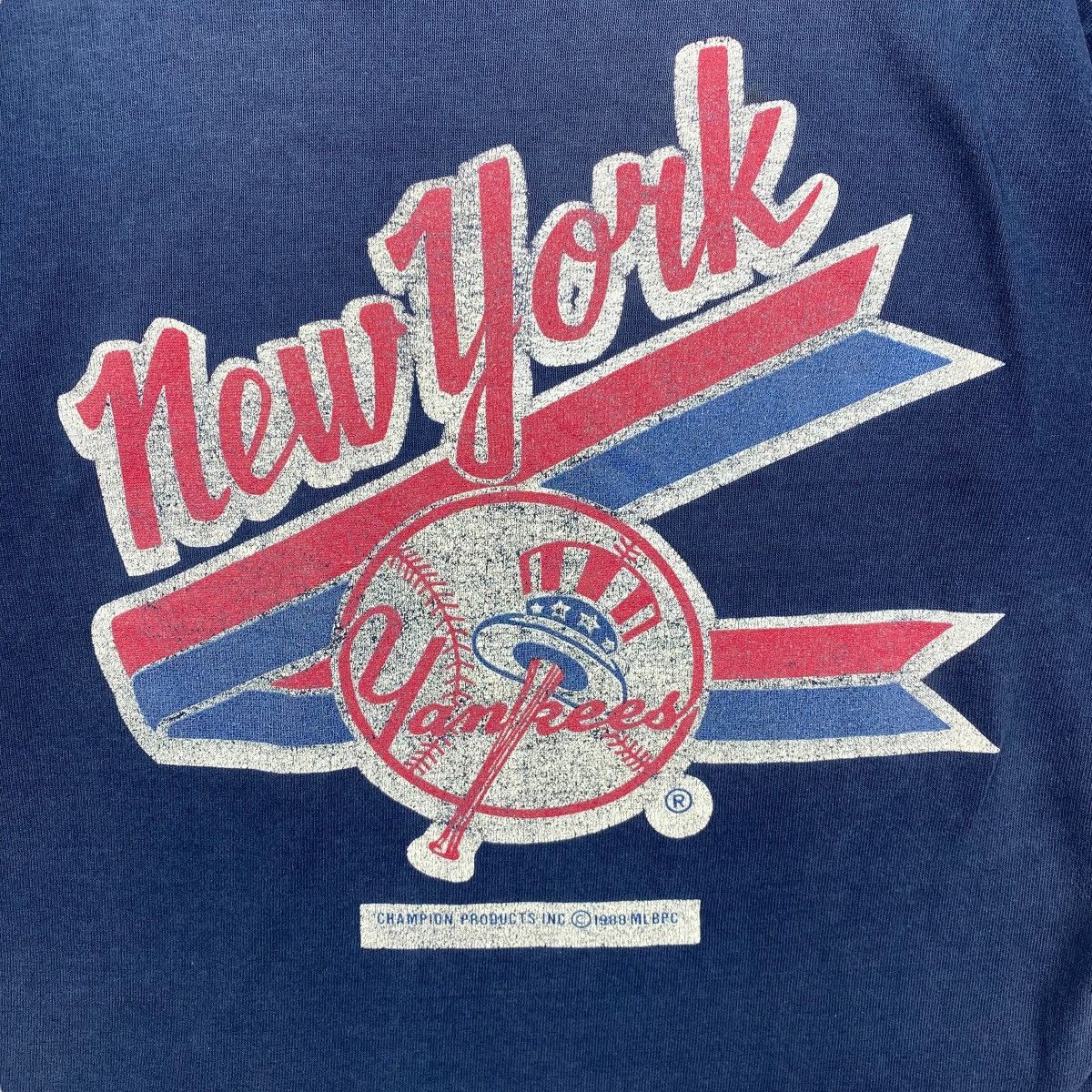Champion Vintage 80's Champion NEW YORK YANKEES Graphic Faded Tee Size US L / EU 52-54 / 3 - 2 Thumbnail