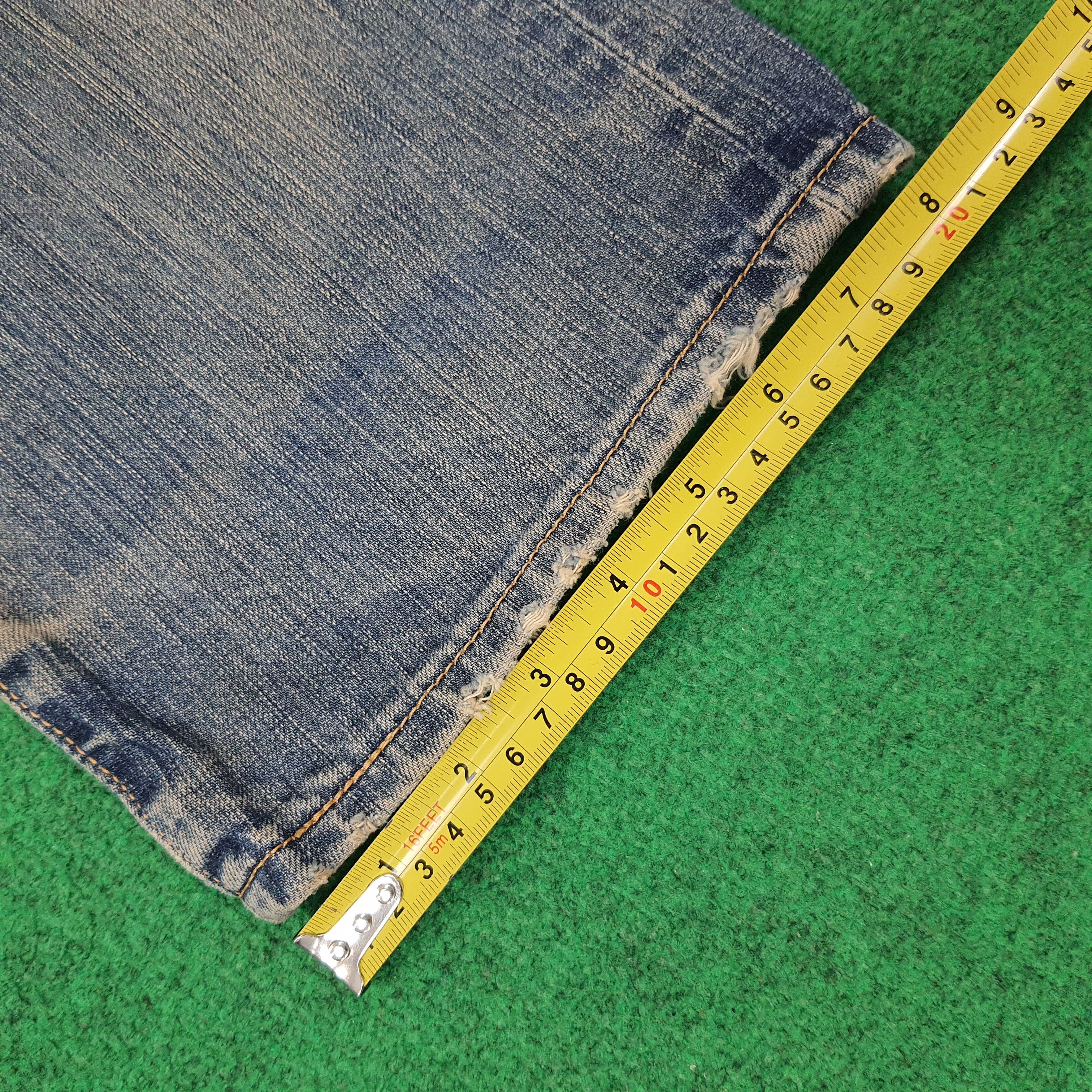 Levi's Vintage Levi's 501 Distressed Style Jeans C258N22 Size US 31 - 16 Thumbnail