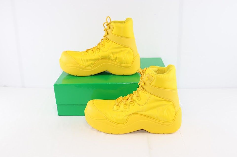 Bottega Veneta o1rshd1 Puddle Bomber Fabric Boots in Egg Yolk Color Size US 8 / EU 41 - 13 Thumbnail